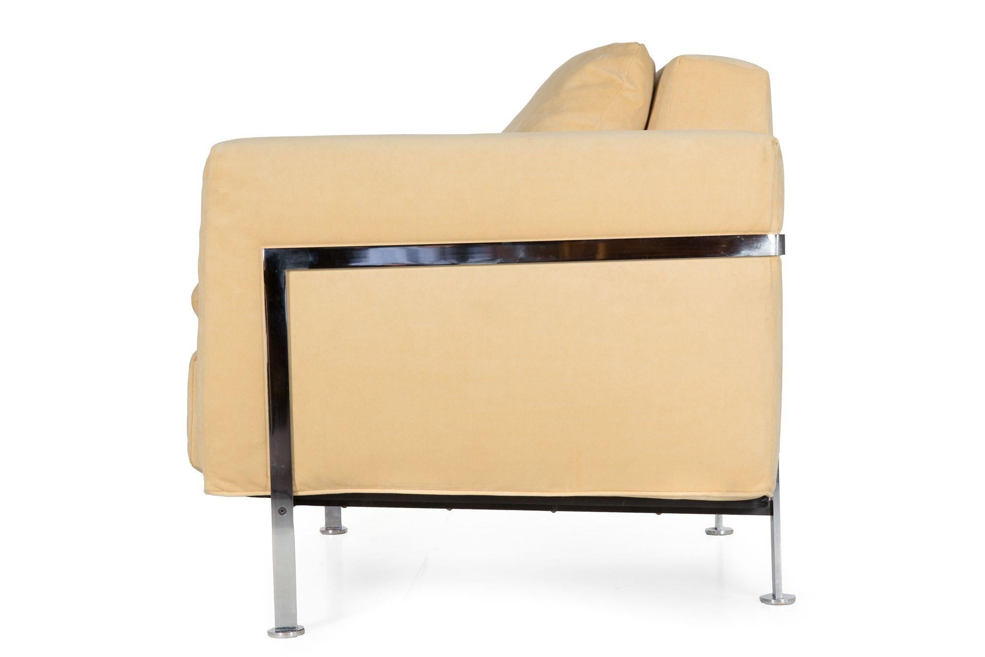 Circa 1970s Robert Haussmann “Model RH 302” Chrome Lounge Arm Chair In Good Condition For Sale In Shippensburg, PA