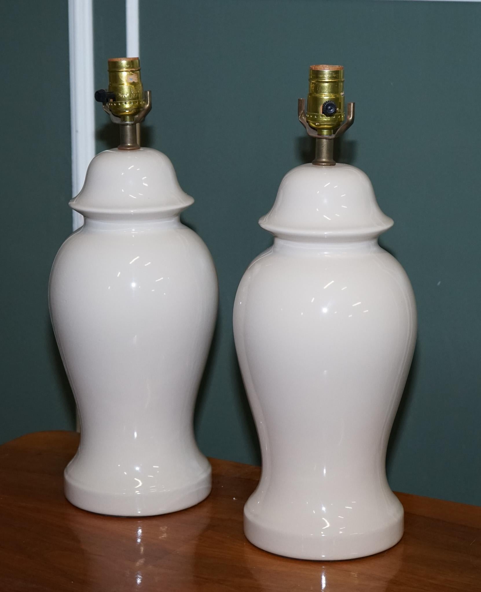 circa 1970s Vintage Cream Coloured Porcelain Pair of Lamps In Good Condition For Sale In Pulborough, GB