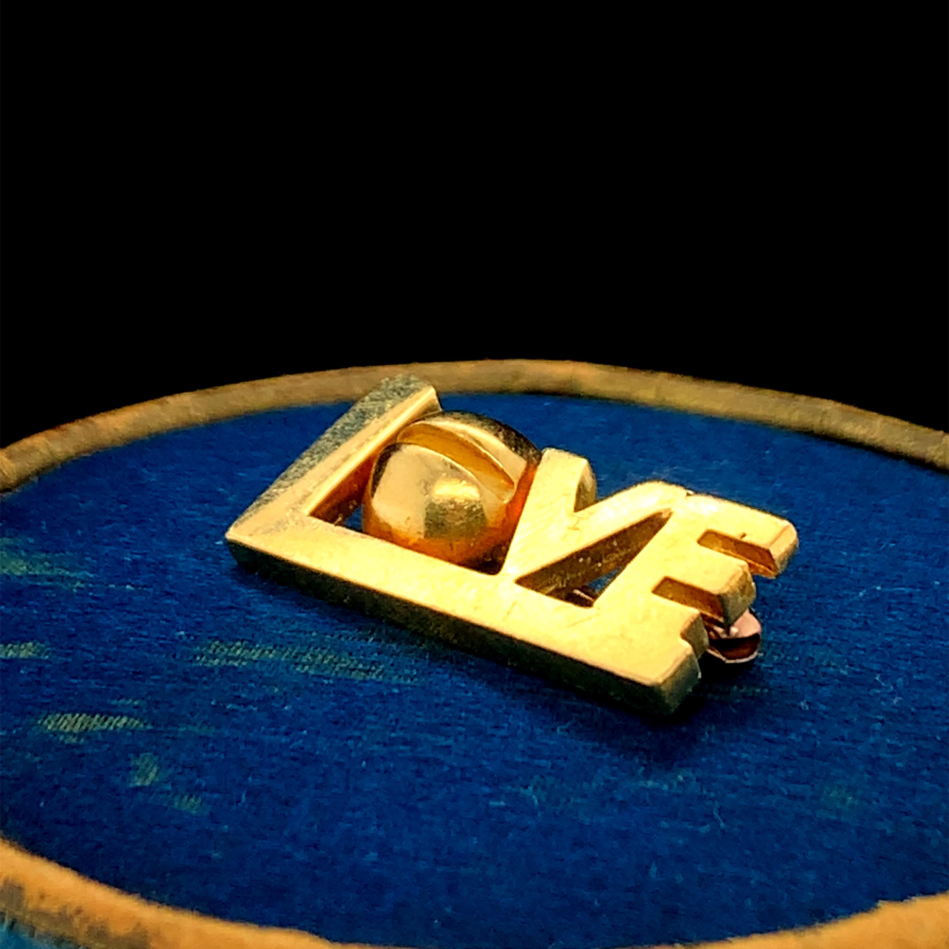 Circa 1971 Cartier LOVE Pin by Aldo Cipullo In Excellent Condition In Hicksville, NY