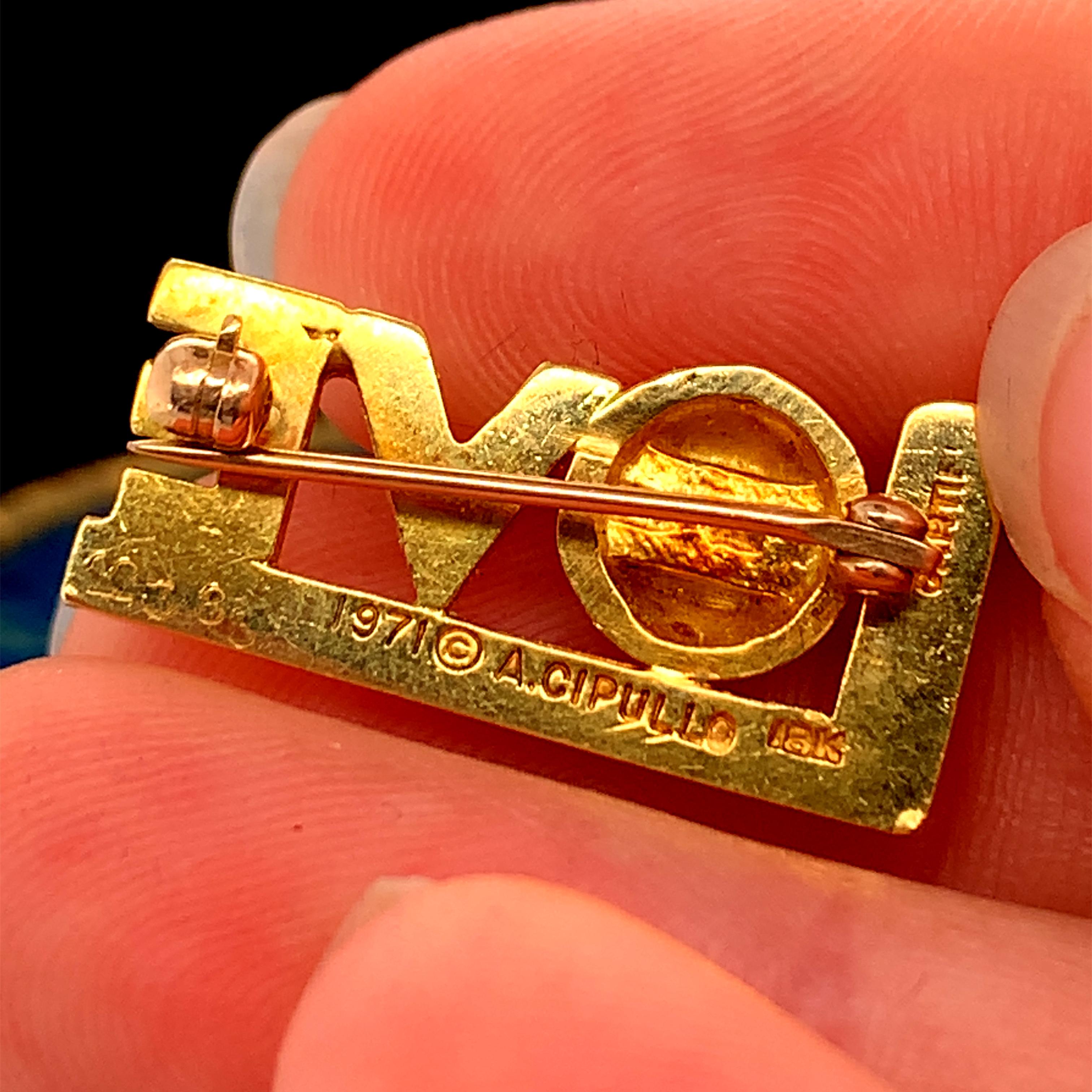 Circa 1971 Cartier LOVE Pin by Aldo Cipullo 2