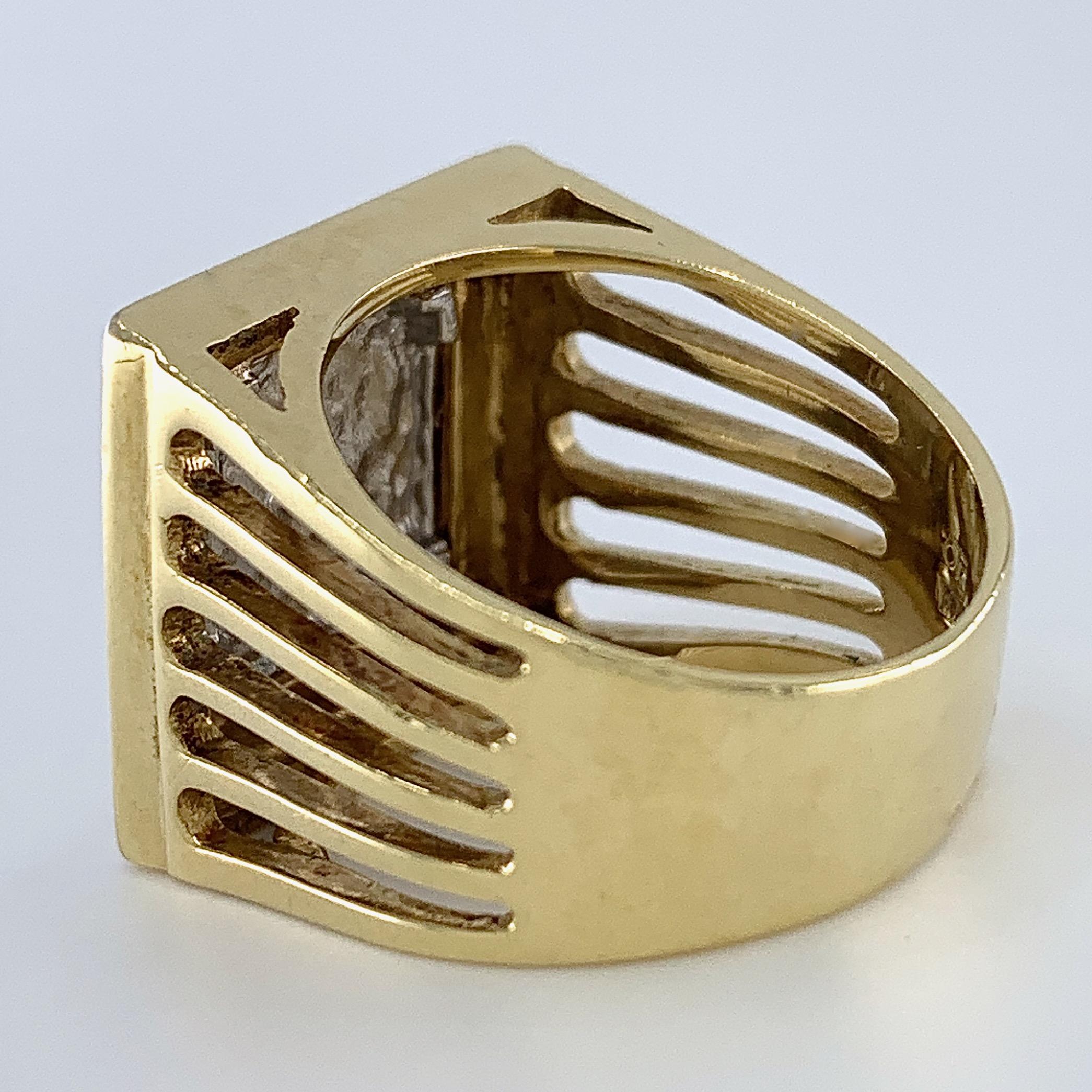Hammered Square Signet Ring in 18 Karat White and Yellow Gold, circa 1980 In Excellent Condition In Sherman Oaks, CA