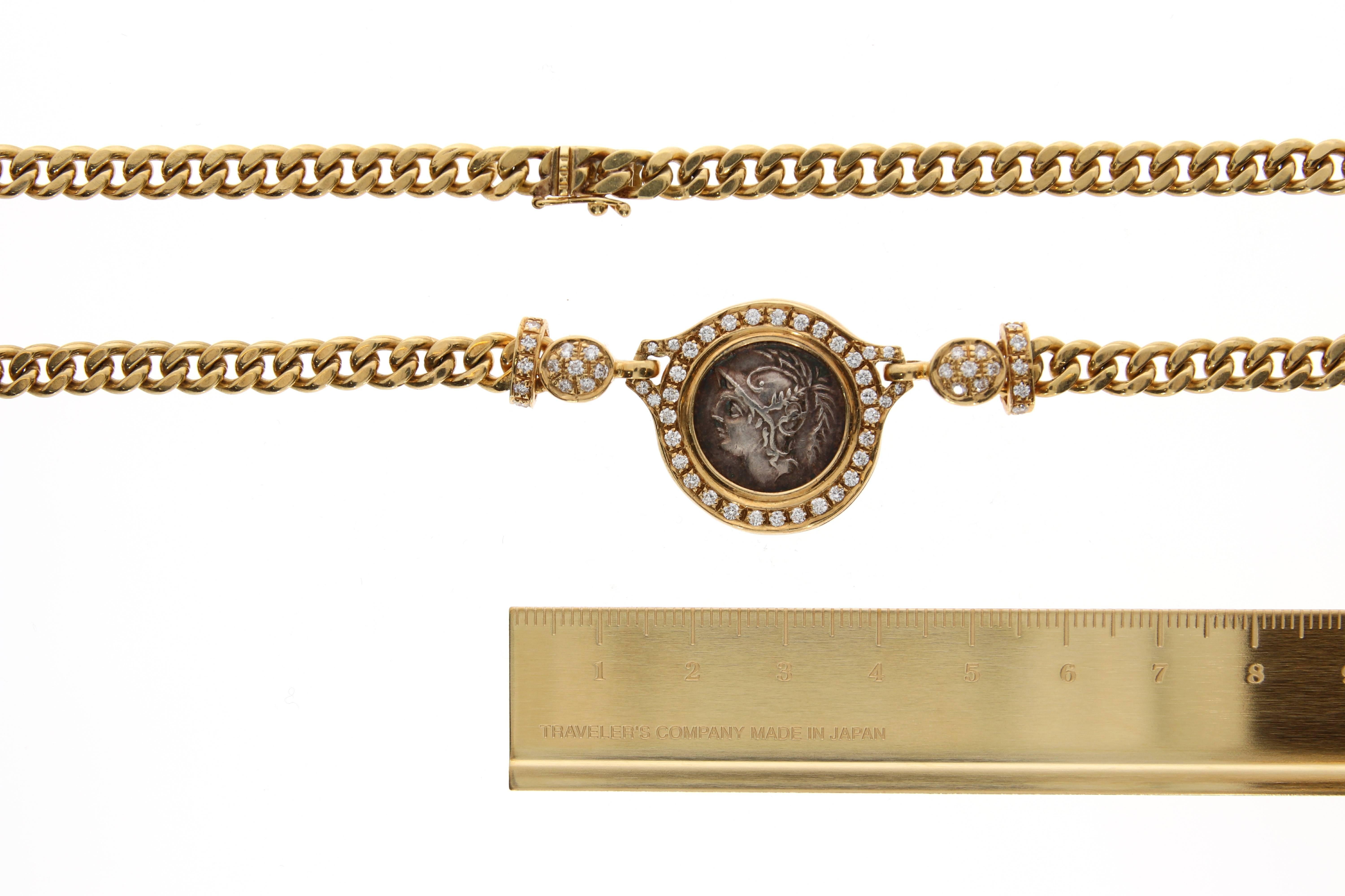 Roman Yellow Gold Coin Chain Necklace with Diamonds, circa 1980 In Excellent Condition For Sale In Munich, DE