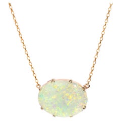 Circa 1980s 15 Carat Solid Australian Opal Vintage 18 Carat Yellow Gold Necklet 