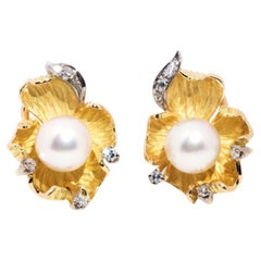 Clous d'oreilles vintage en or jaune 18 carats avec diamants et perles d' Akoya, années 1980