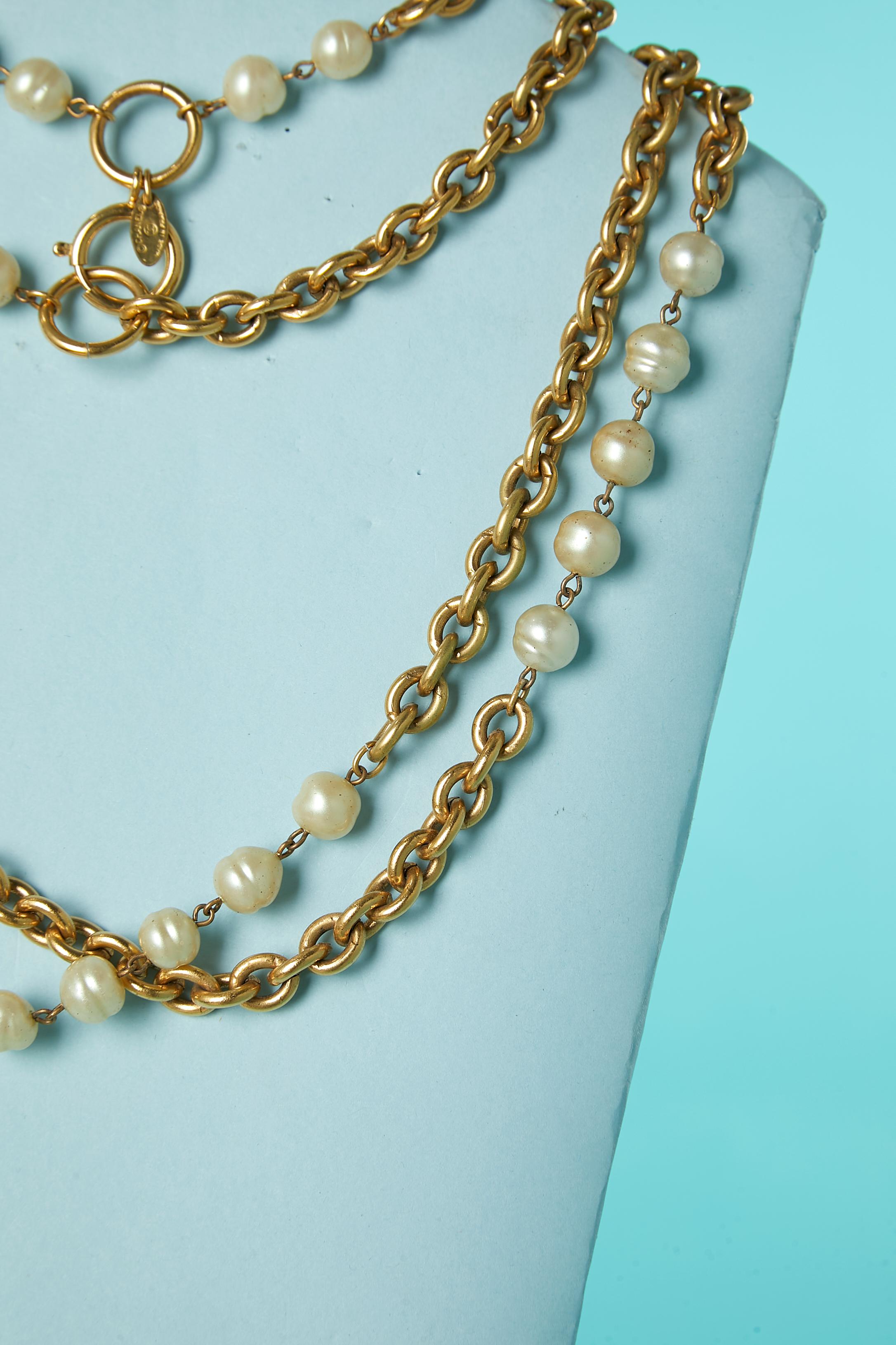 Contemporary Circa 1980's Two rows of pearls and chain neckless Chanel  For Sale