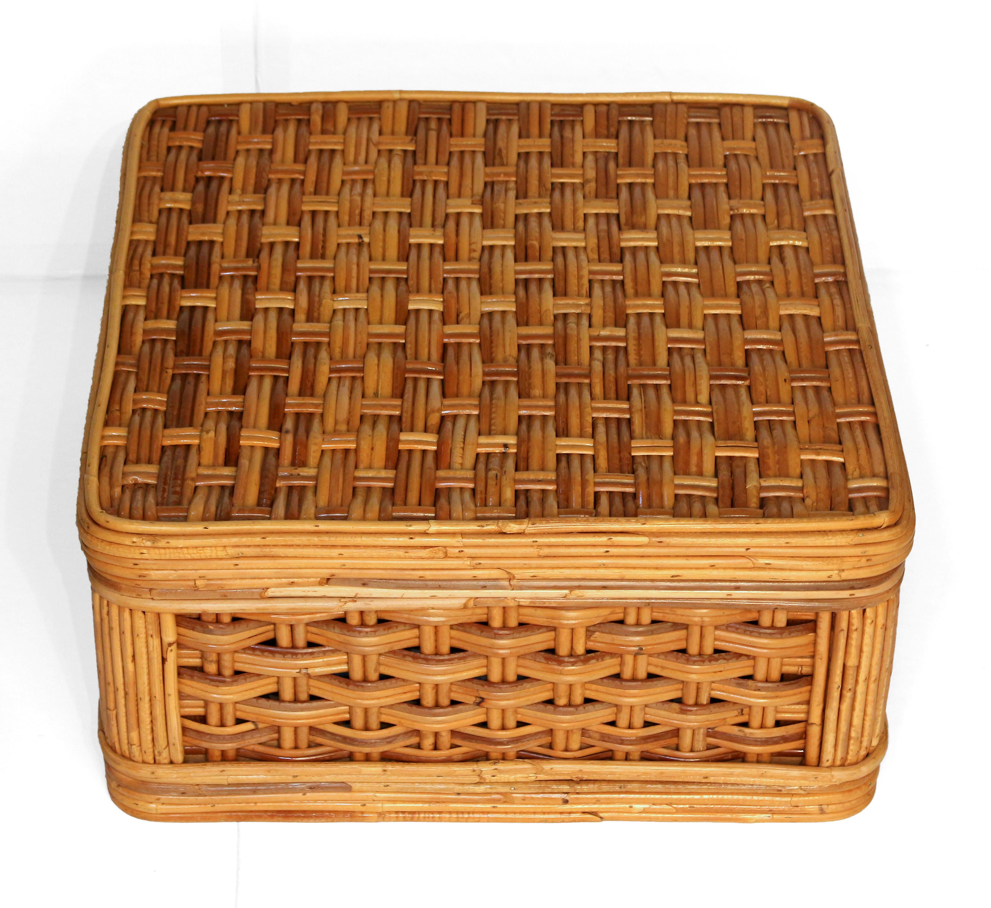 Woven Rattan Ottoman, circa 1980s  In Good Condition For Sale In Chapel Hill, NC