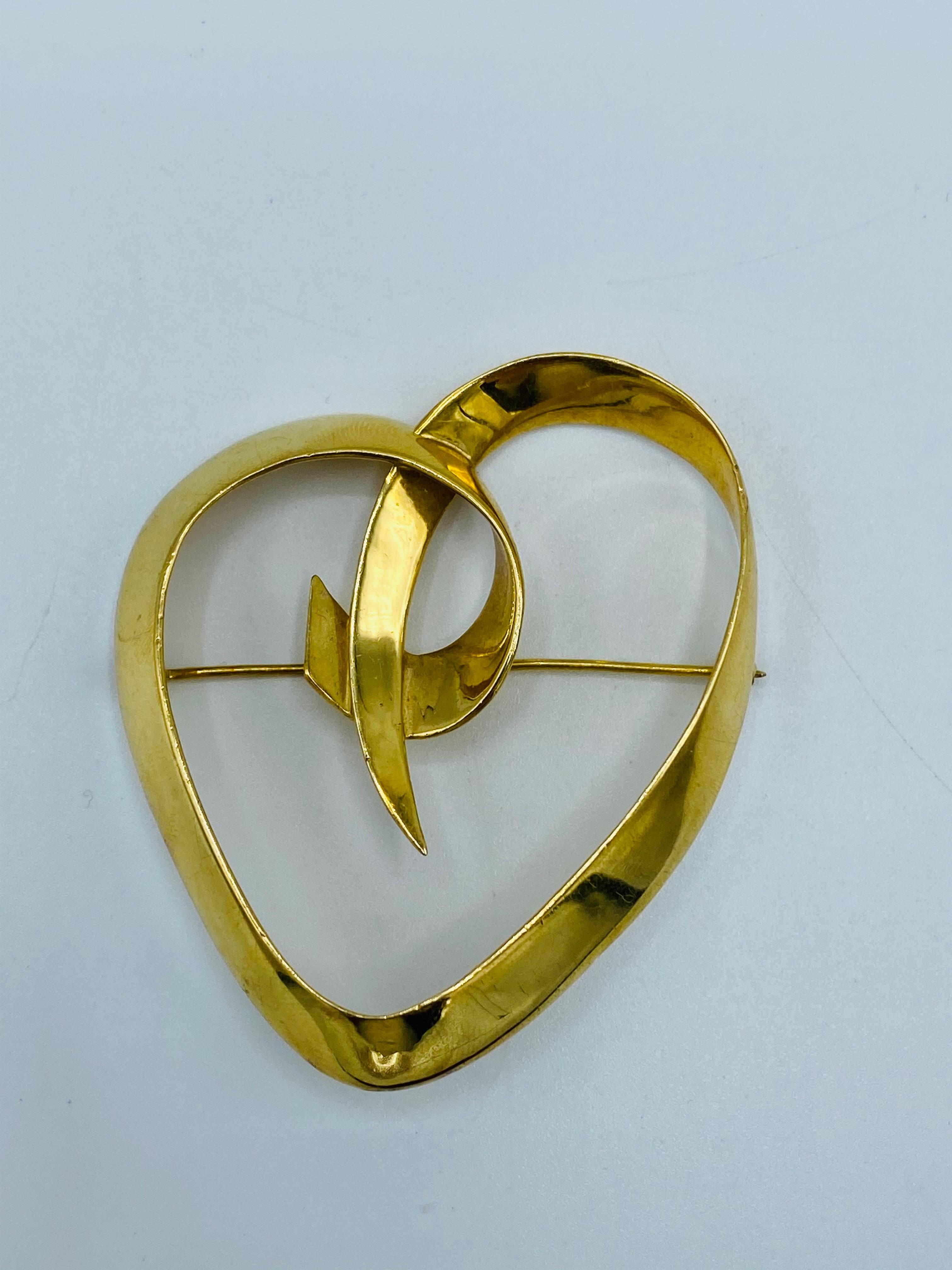 Circa 1983 Tiffany & Co. Paloma Picasso Yellow Gold Heart Brooch 5