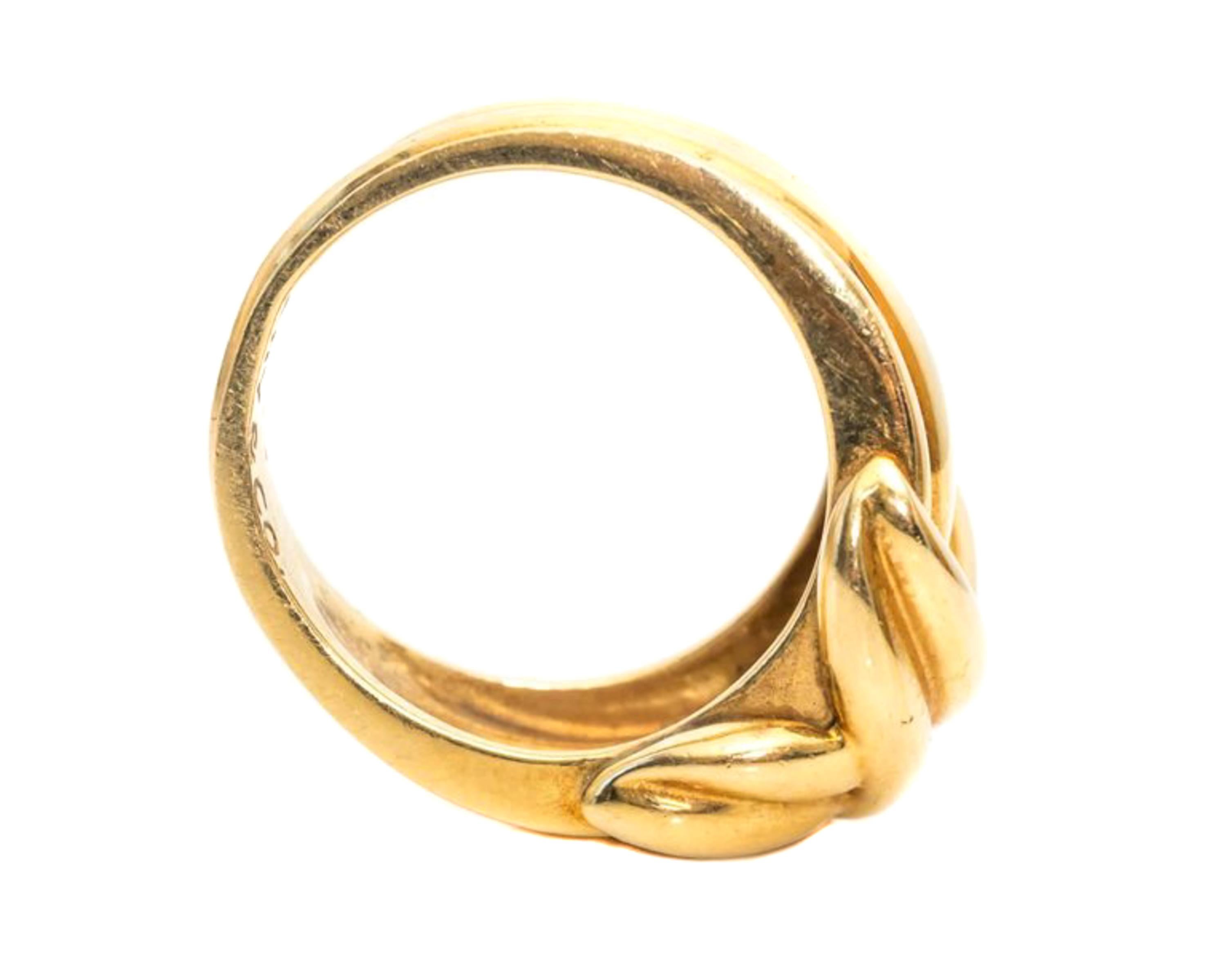 Circa 1990 Tiffany & Co. 18 Karat Yellow Gold Knot Ring In Excellent Condition In Atlanta, GA