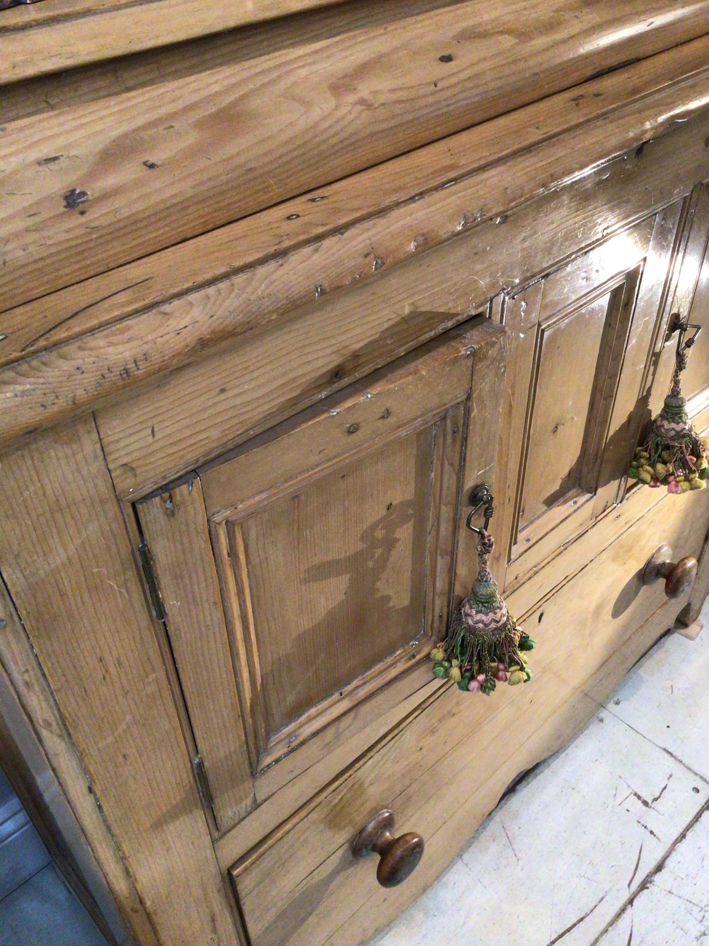 Circa 19th Century English Pine Buffet/Cupboard with Drawer & Compartment  For Sale 1