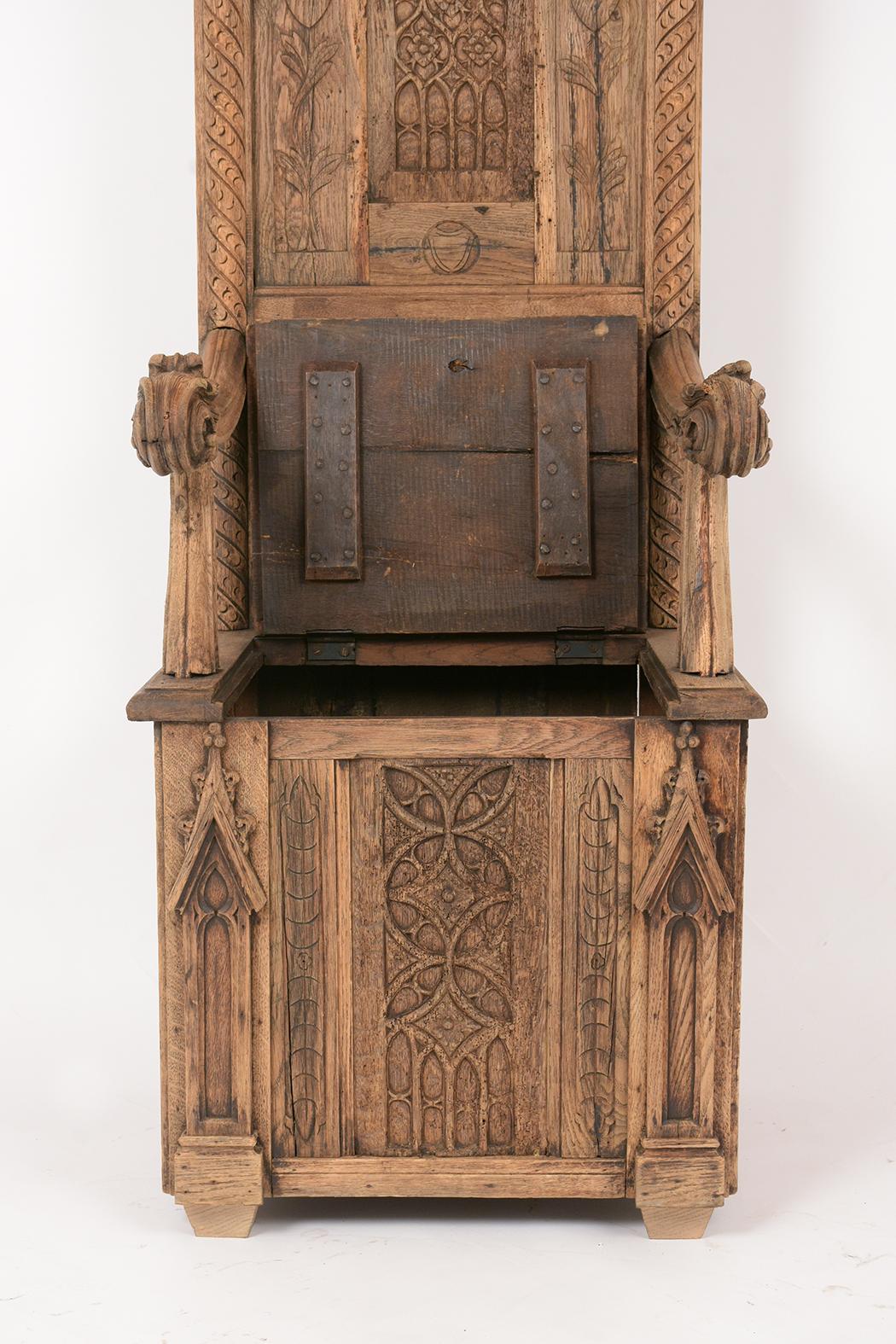 Gothic Throne Chair, circa 19th Century In Good Condition In Los Angeles, CA