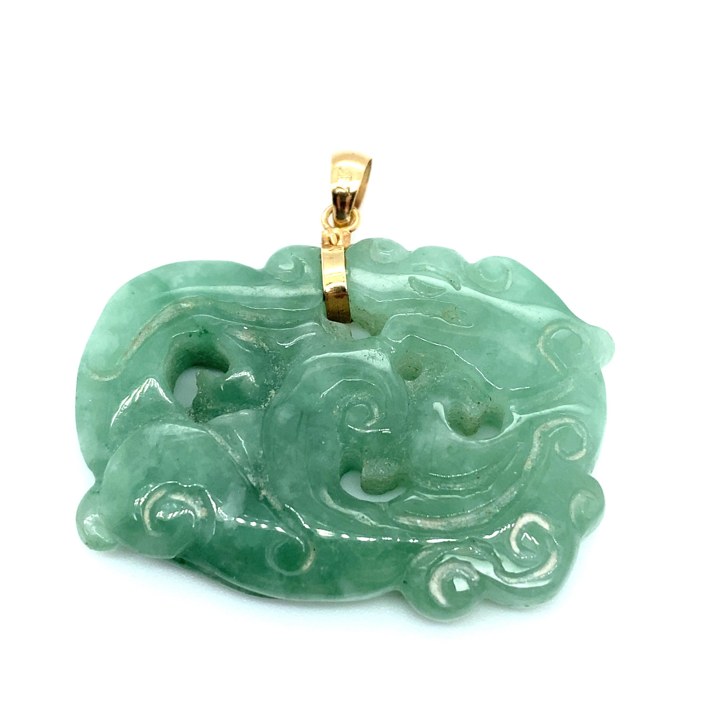 Women's or Men's Circa 2000s Green Jade Carving Pendant in 14 Karat Gold For Sale
