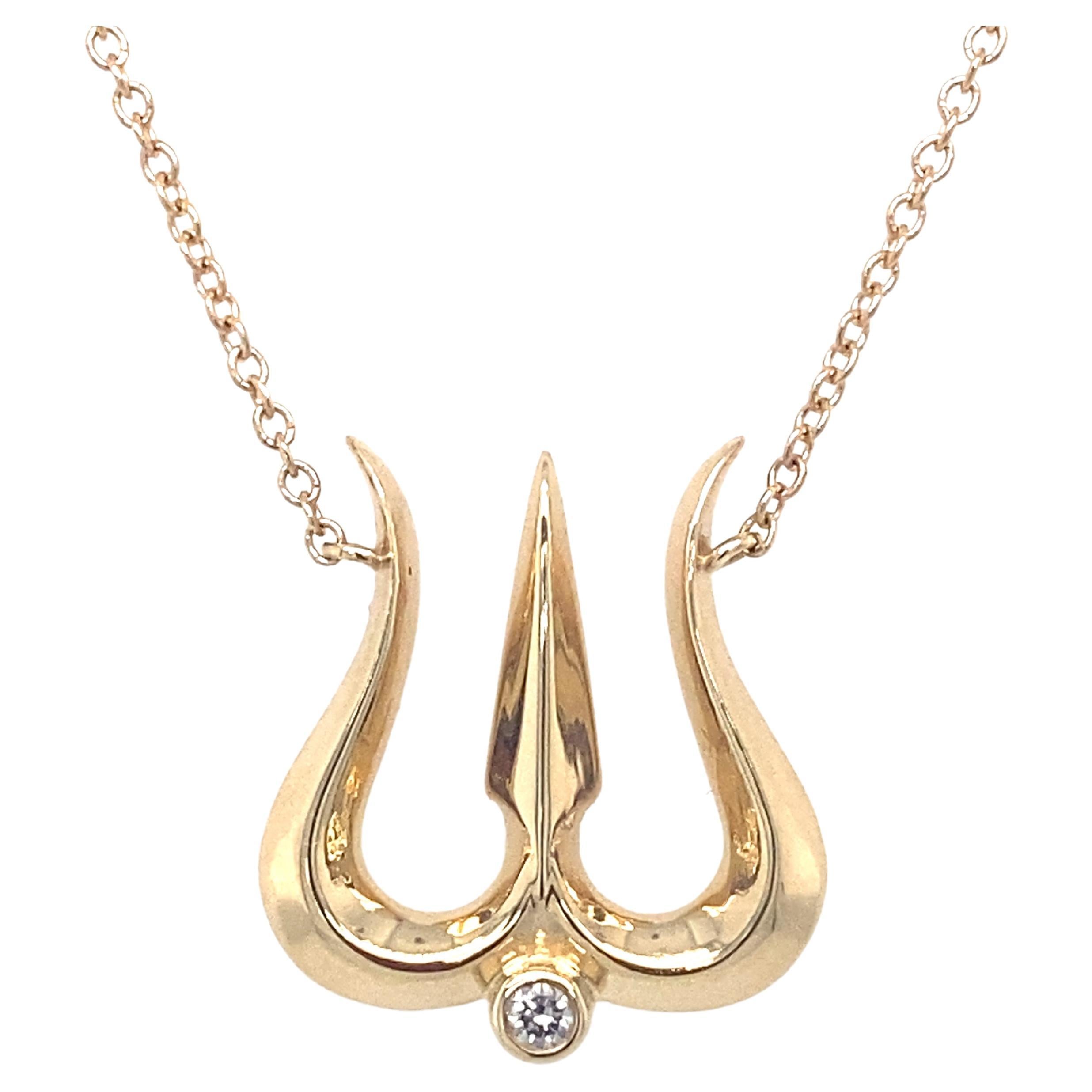 circa 2000s Hindu Trishula Pendant with Diamond in 14k Gold For Sale