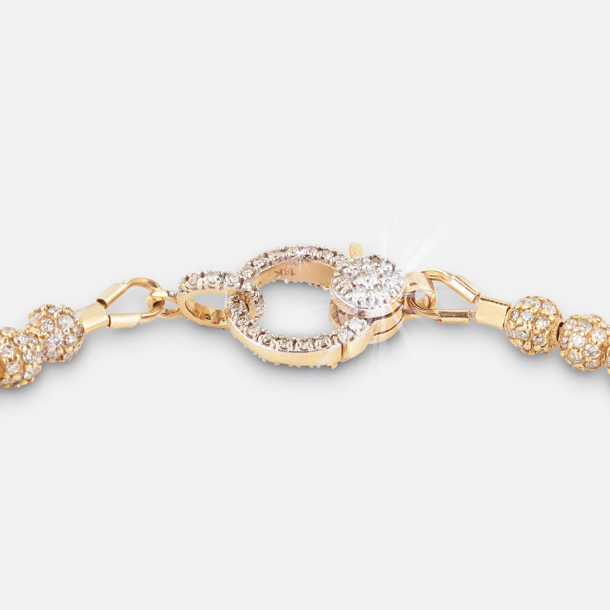Brilliant Cut Circa 6.24 ct Diamond Tennis Bracelet 18k Yellow Gold For Sale