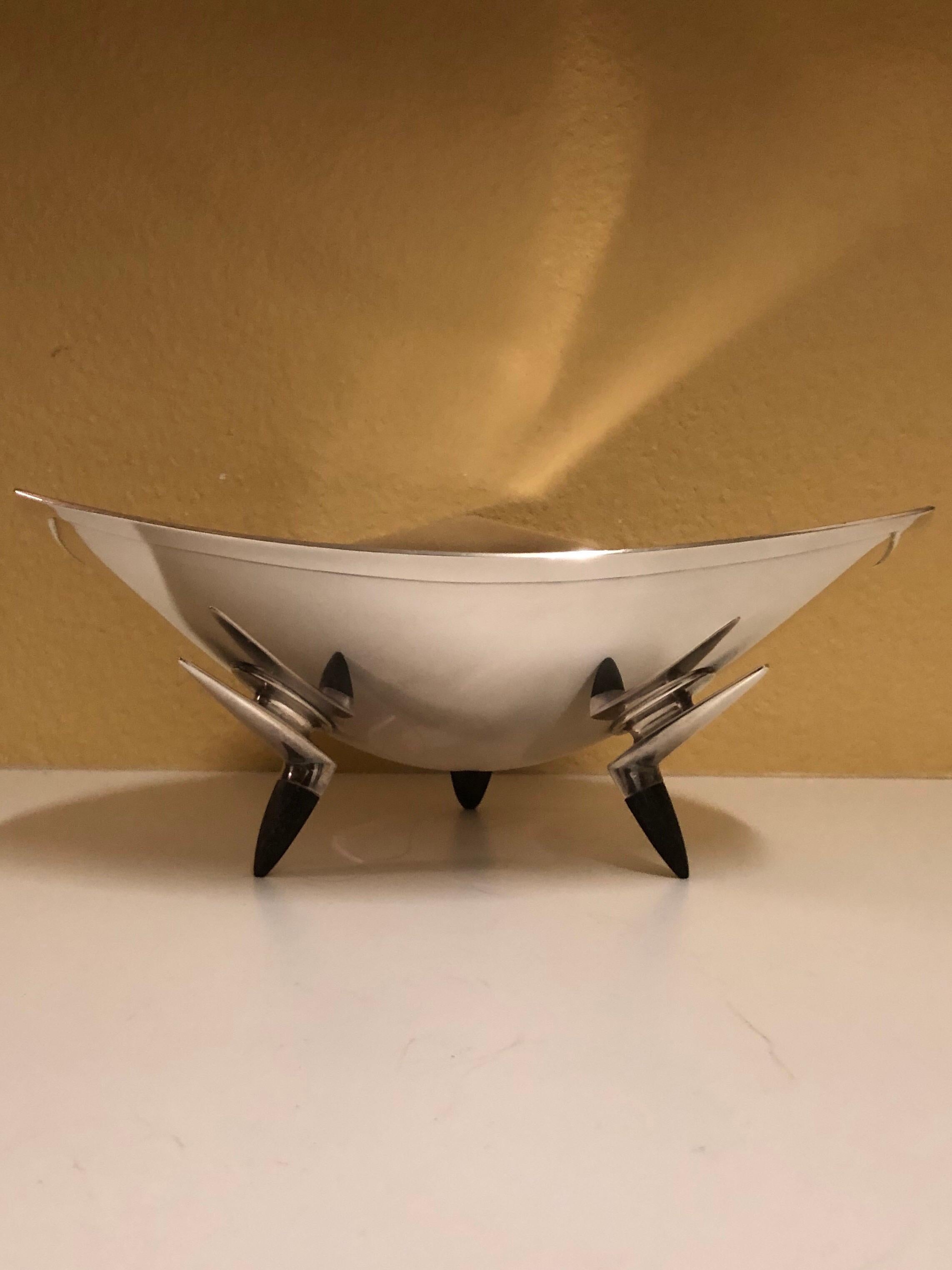 American Delta Bowl in Sterling and Ebony by Donald Colflesh for Gorham, circa 1970 For Sale