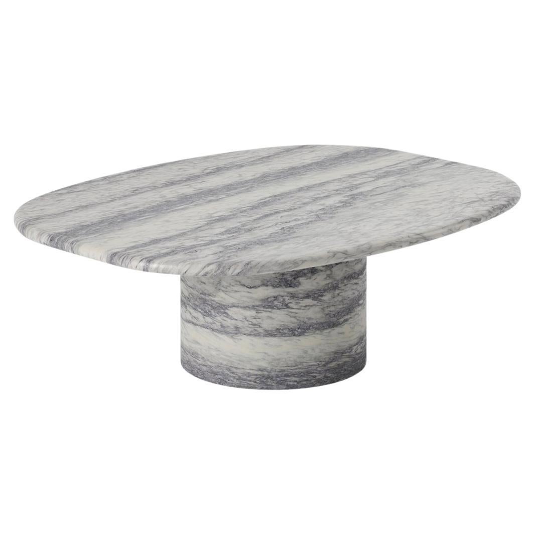 Table basse Circa fabriquée en Italie en marbre Cippolino. Conçu par Yaniv Chen