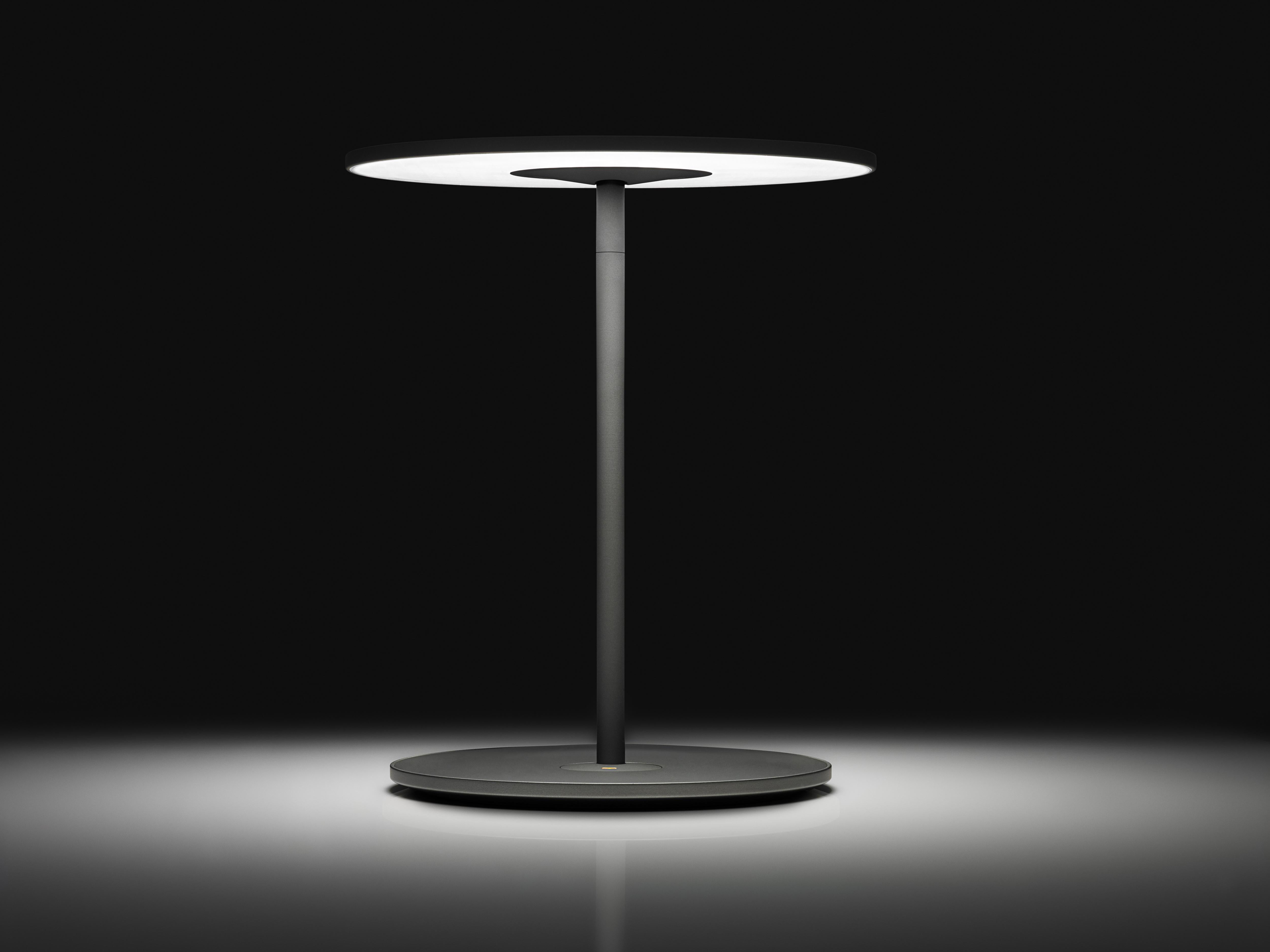 pablo circa table lamp