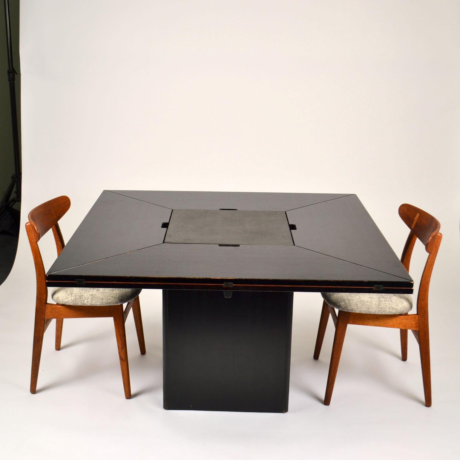Circante Square Dining Table for 8-12 Seatings by Pauvers van den Berghe In Excellent Condition For Sale In London, GB