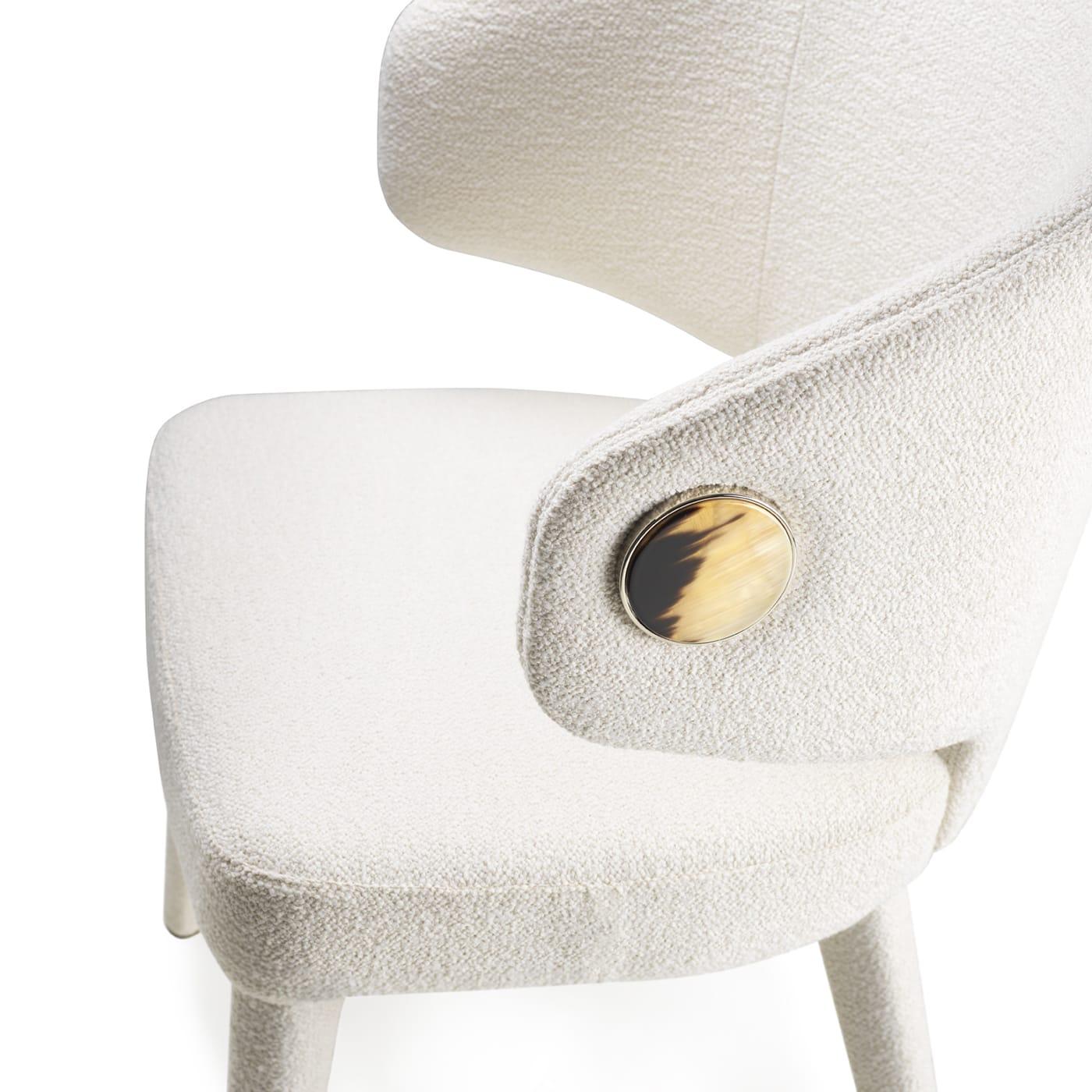 Italiano CIRCE white chair in vendita