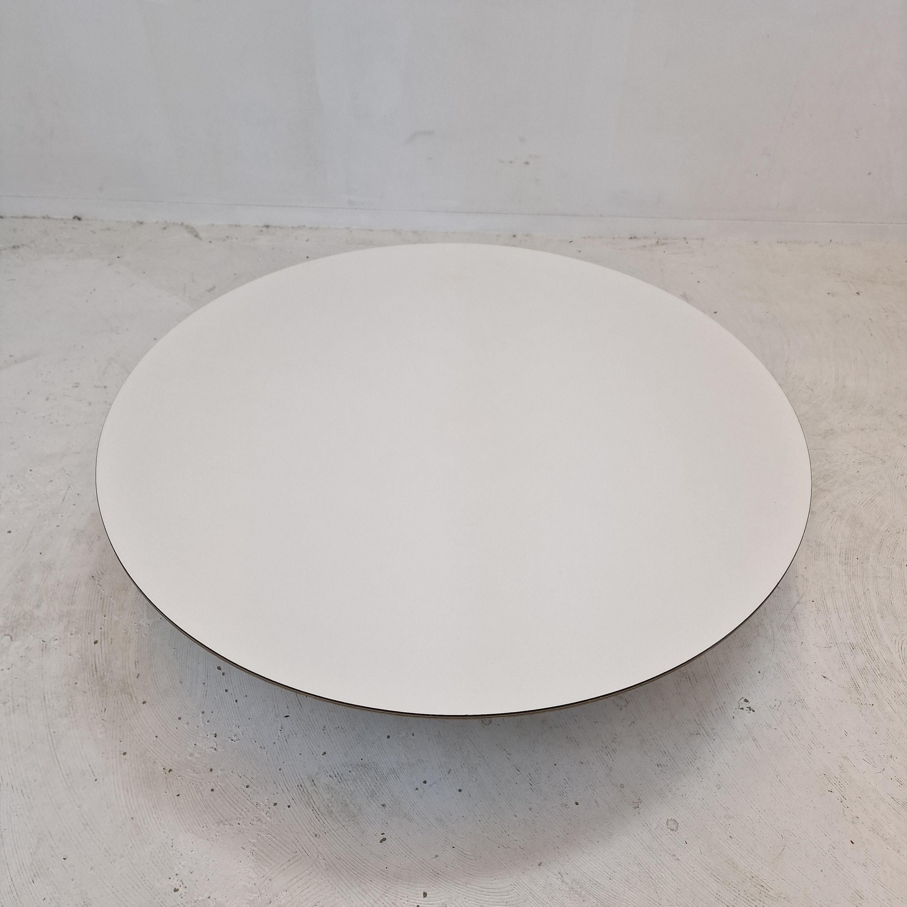 Milieu du XXe siècle Table basse 
