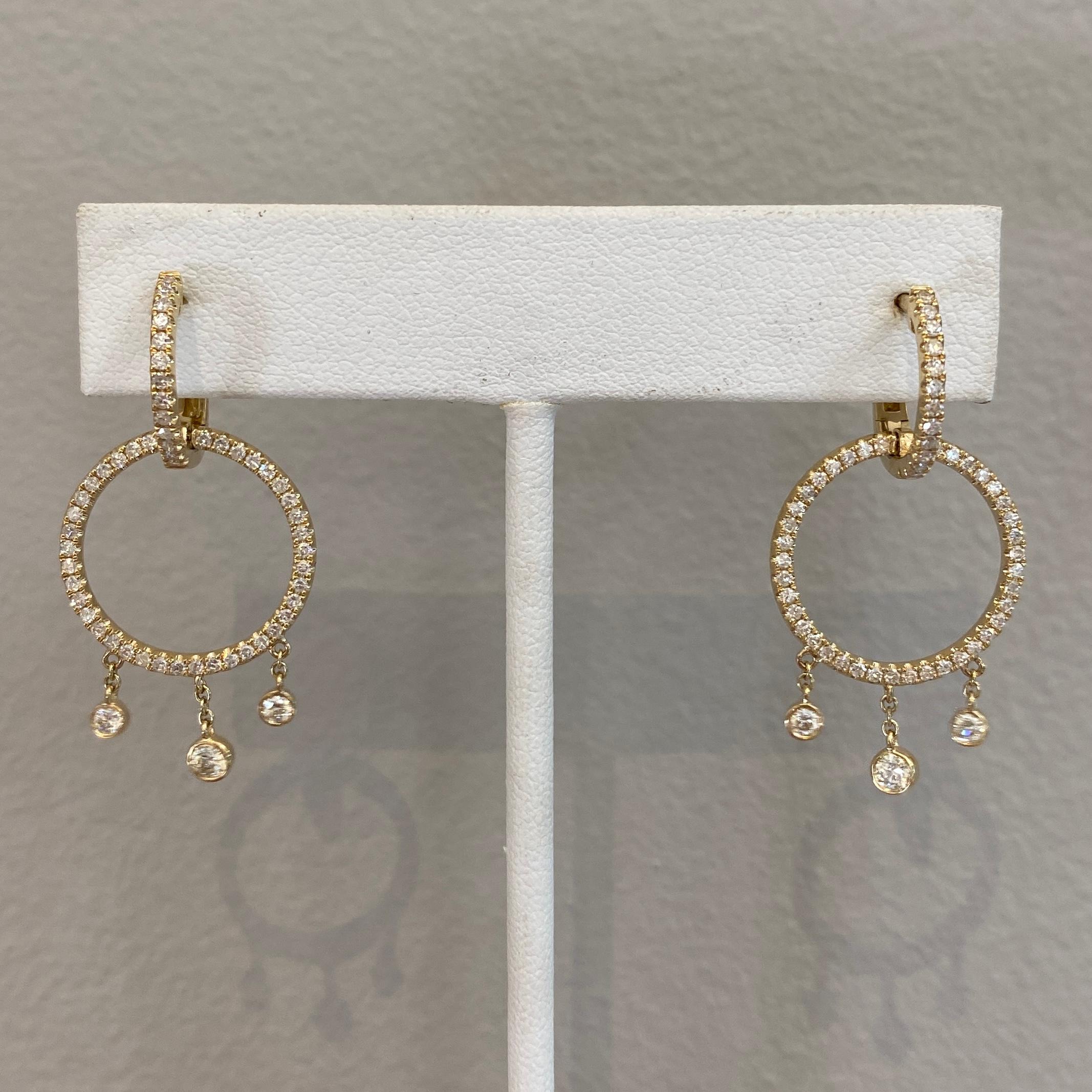 Contemporaneo Circle Diamond Drop Huggie Hoops in oro 14K 0,94 Carati in vendita