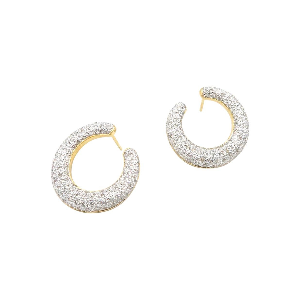 Ensō Embossed Open Circle Brush Stroke Pavé Diamond Gold Earrings For Sale