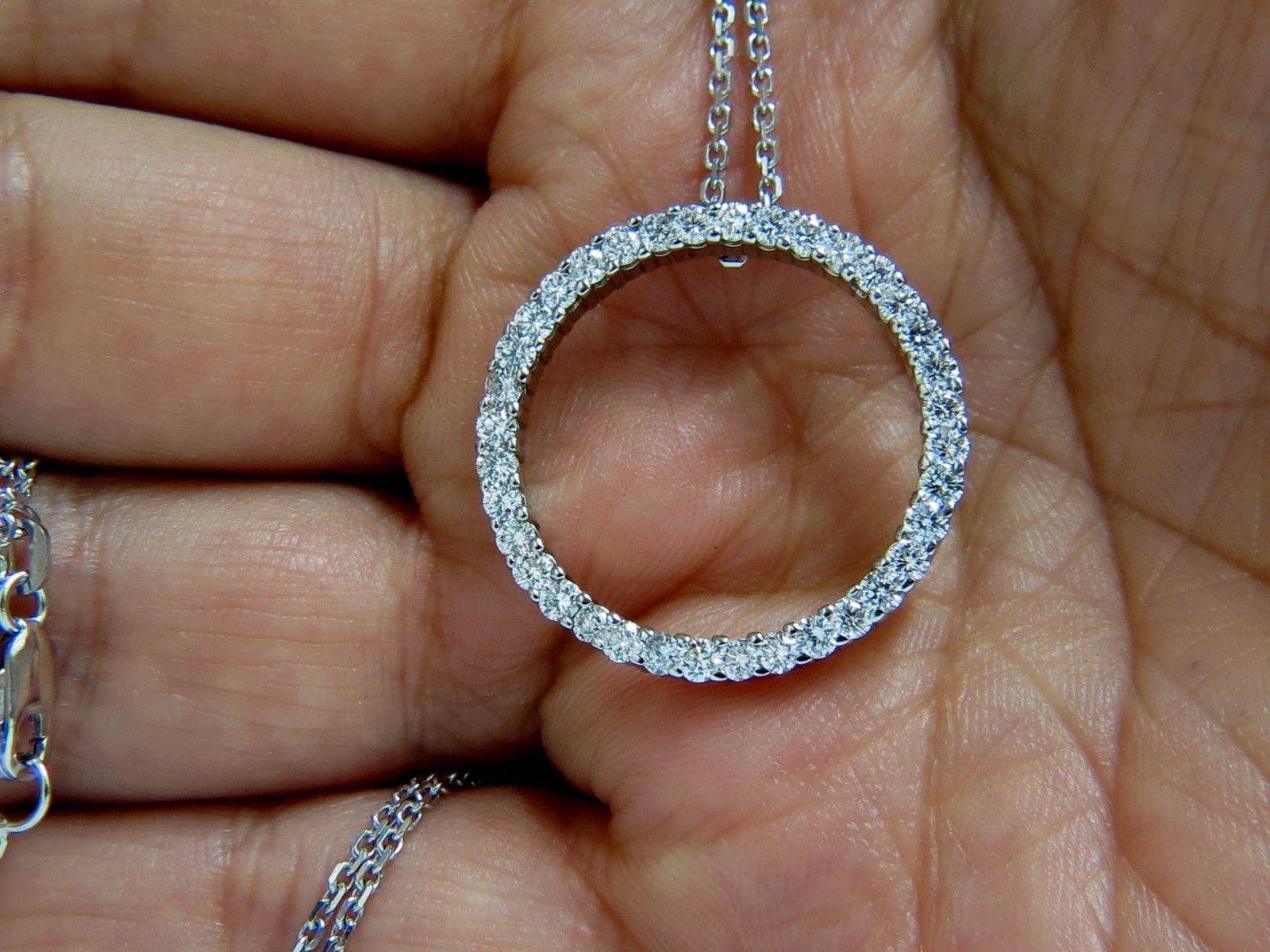 Circle Diamond Necklace 1.50 Carat 14 Karat G/Vs Rounds In New Condition In New York, NY