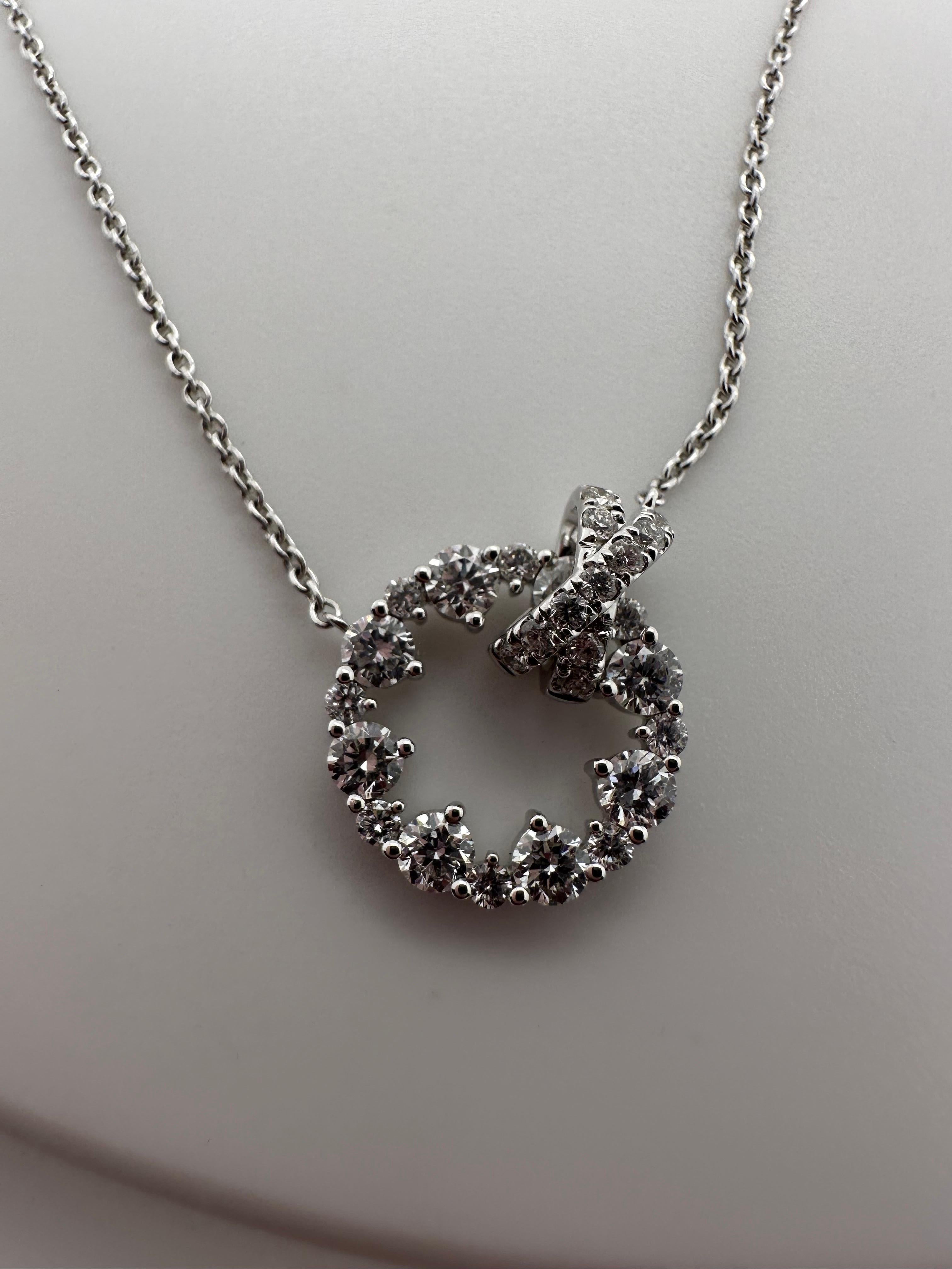Round Cut Circle diamond pendant necklace 18KT gold For Sale