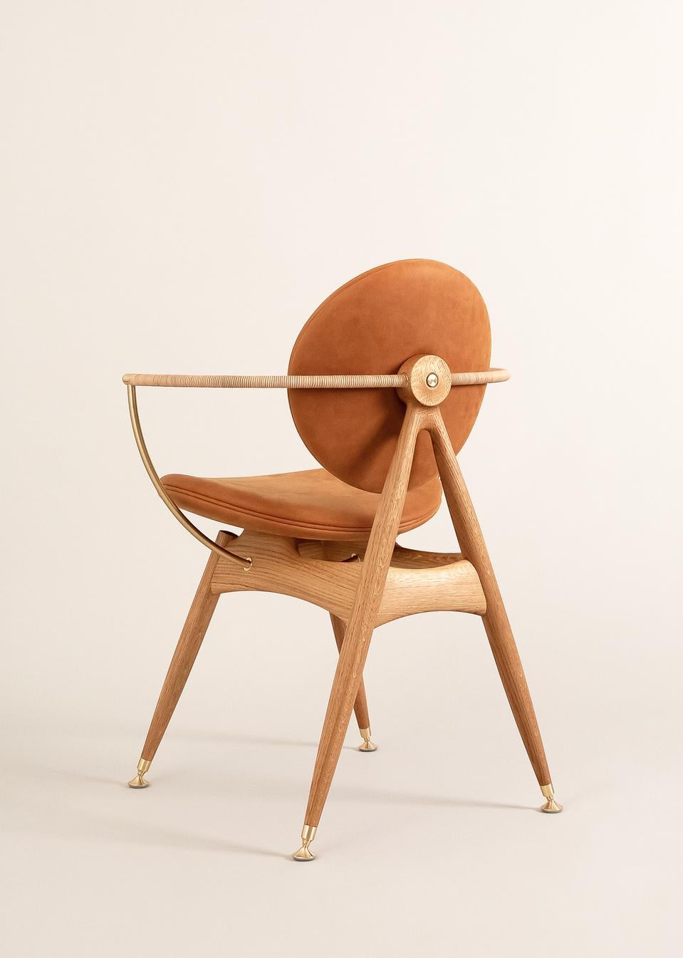 Wood Circle Dining Armchair - Oak & Leather Elegance Whiskey - by Overgaard & Dyrman