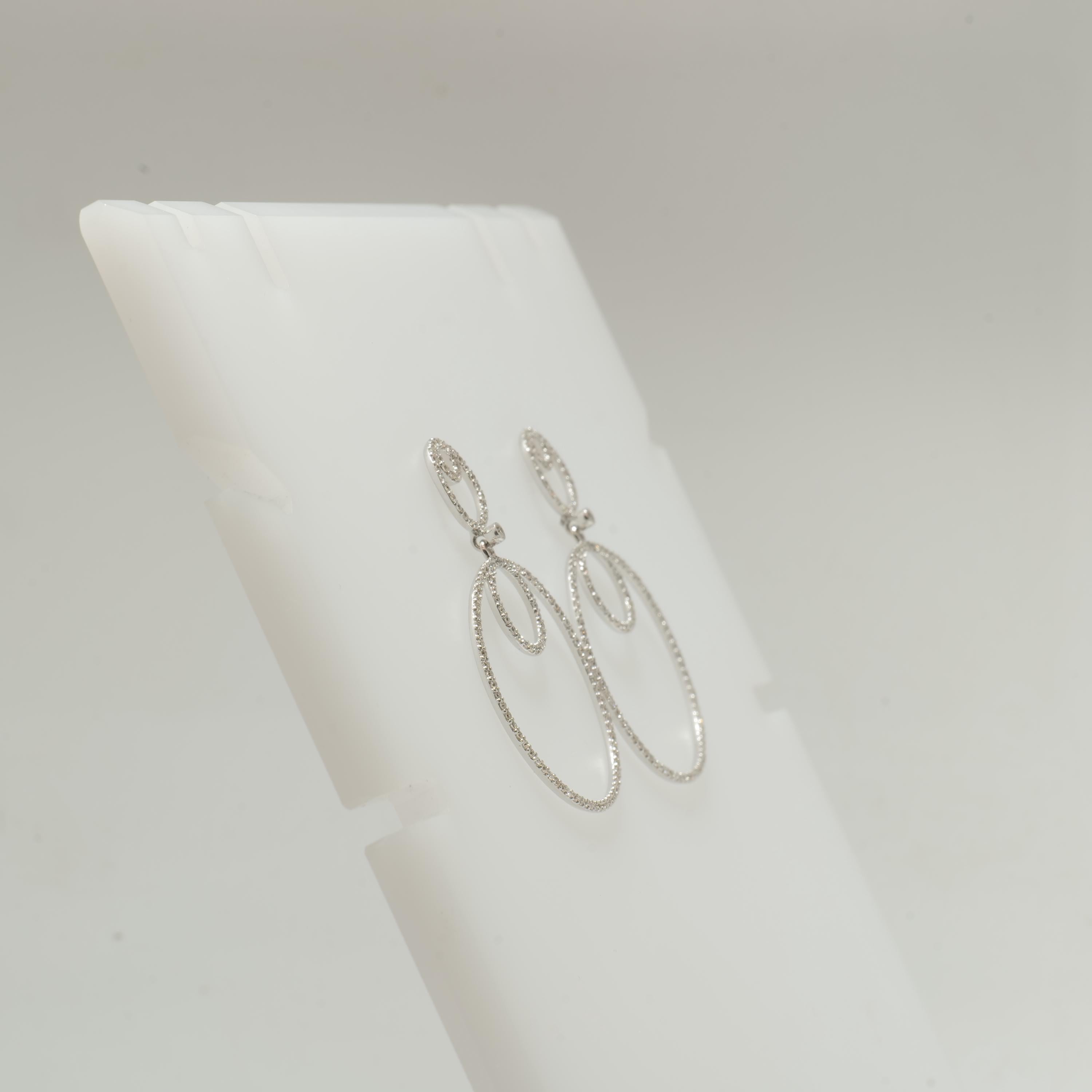 Boucles d'oreilles pendantes en or massif 14k avec diamant en forme de cercle (certifié) Pour femmes en vente
