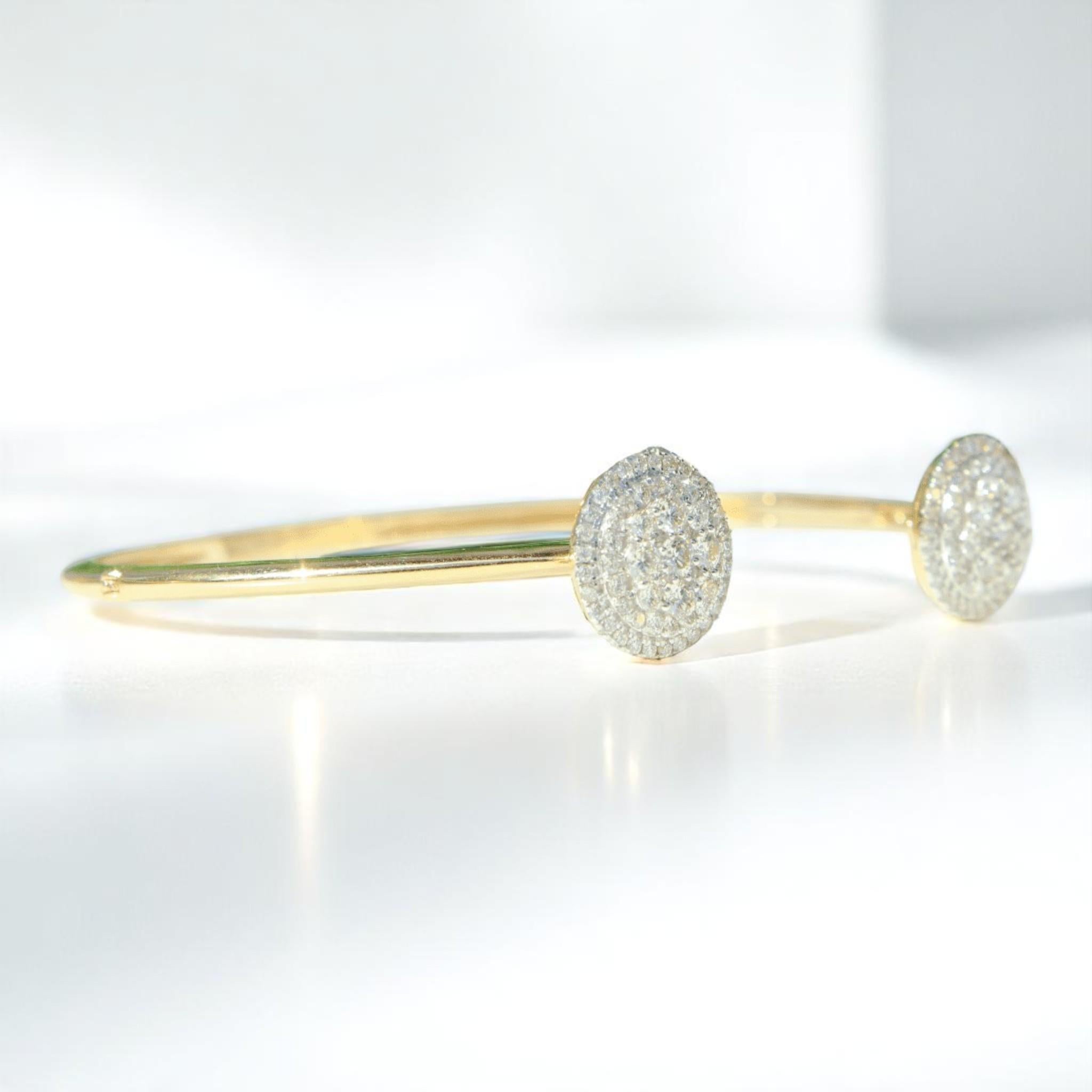 Round Cut Circle Gold Diamond Bracelet in 14K Solid Gold (Certified) For Sale