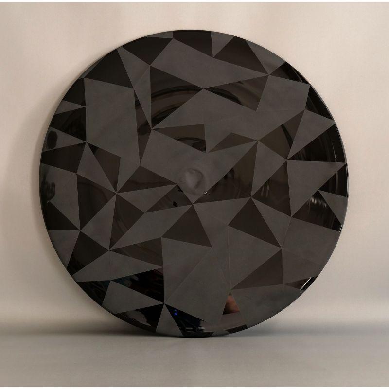 Circle Kuggen par Lina Rincon
Dimensions : H50 x 50 x 3 cm
MATERIAL : Verre soufflé

Toutes nos lampes peuvent être câblées en fonction de chaque pays. Si elle est vendue aux États-Unis, elle sera câblée pour les États-Unis, par exemple.

Les