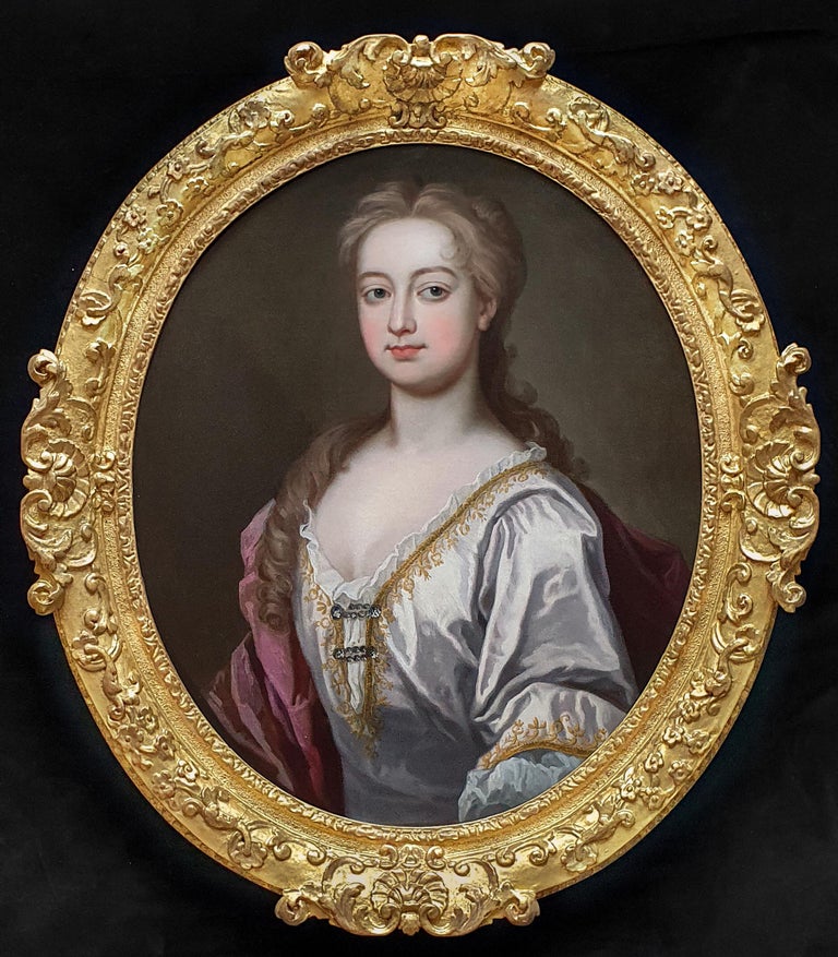 (Circle of) Godfrey Kneller Portrait Painting - PORTRAIT of a Lady in Silver Silk Dress c.1725, Fine Gilded Frame, oil on canvas