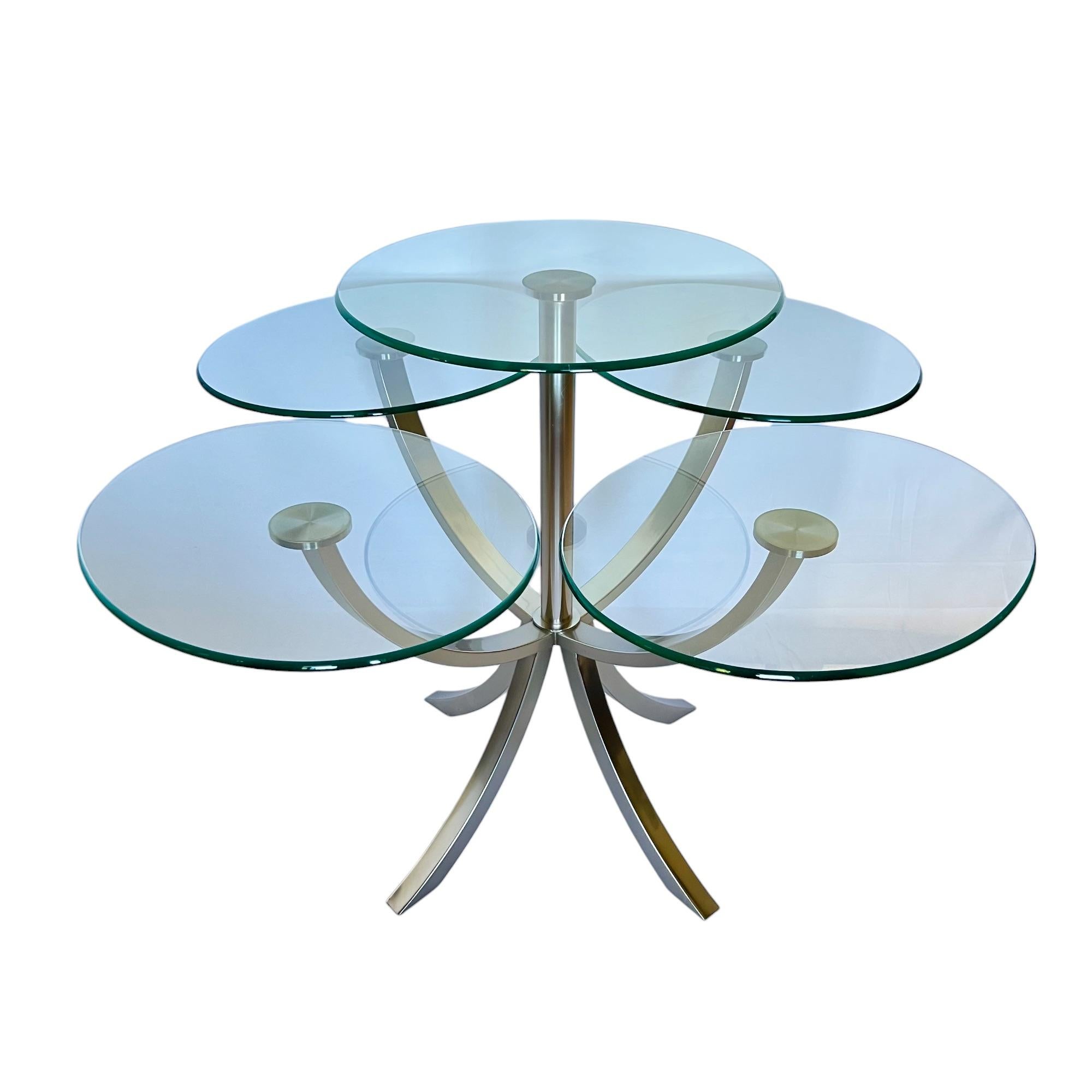 Moderne Table de salle à manger Circle of Life en acier et verre par DIA, années 1980