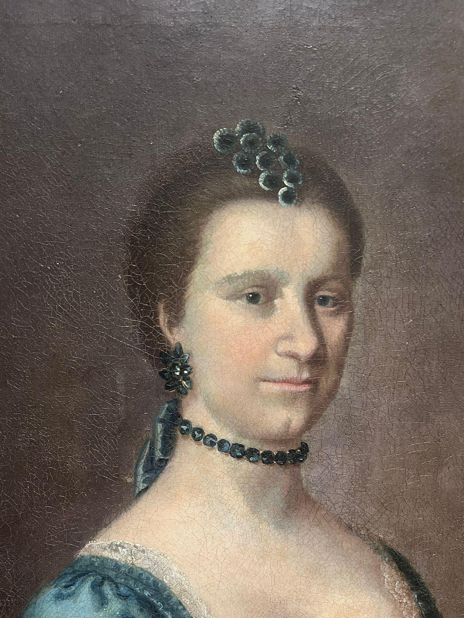 Grande dipinto a olio inglese del XVIII secolo Ritratto di signora aristocratica in blu in vendita 3