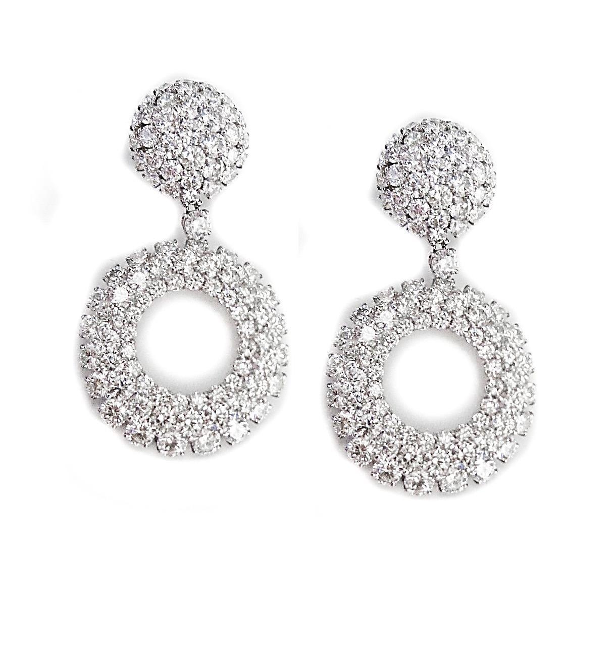 Women's Circle Pave Fashion Diamond Earrings with Brilliant Cut Diamonds in White Gold For Sale