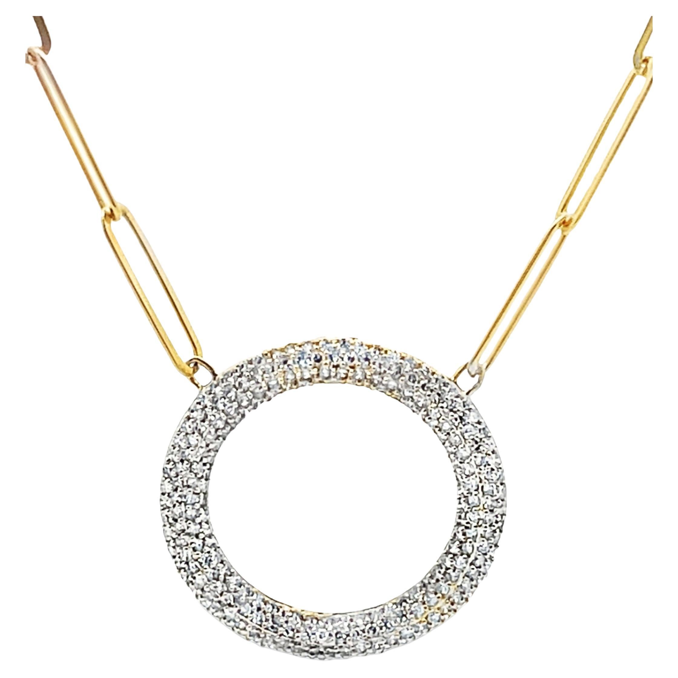 Collana con ciondolo a forma di cerchio con catena a graffetta in oro giallo 14K e diamanti rotondi