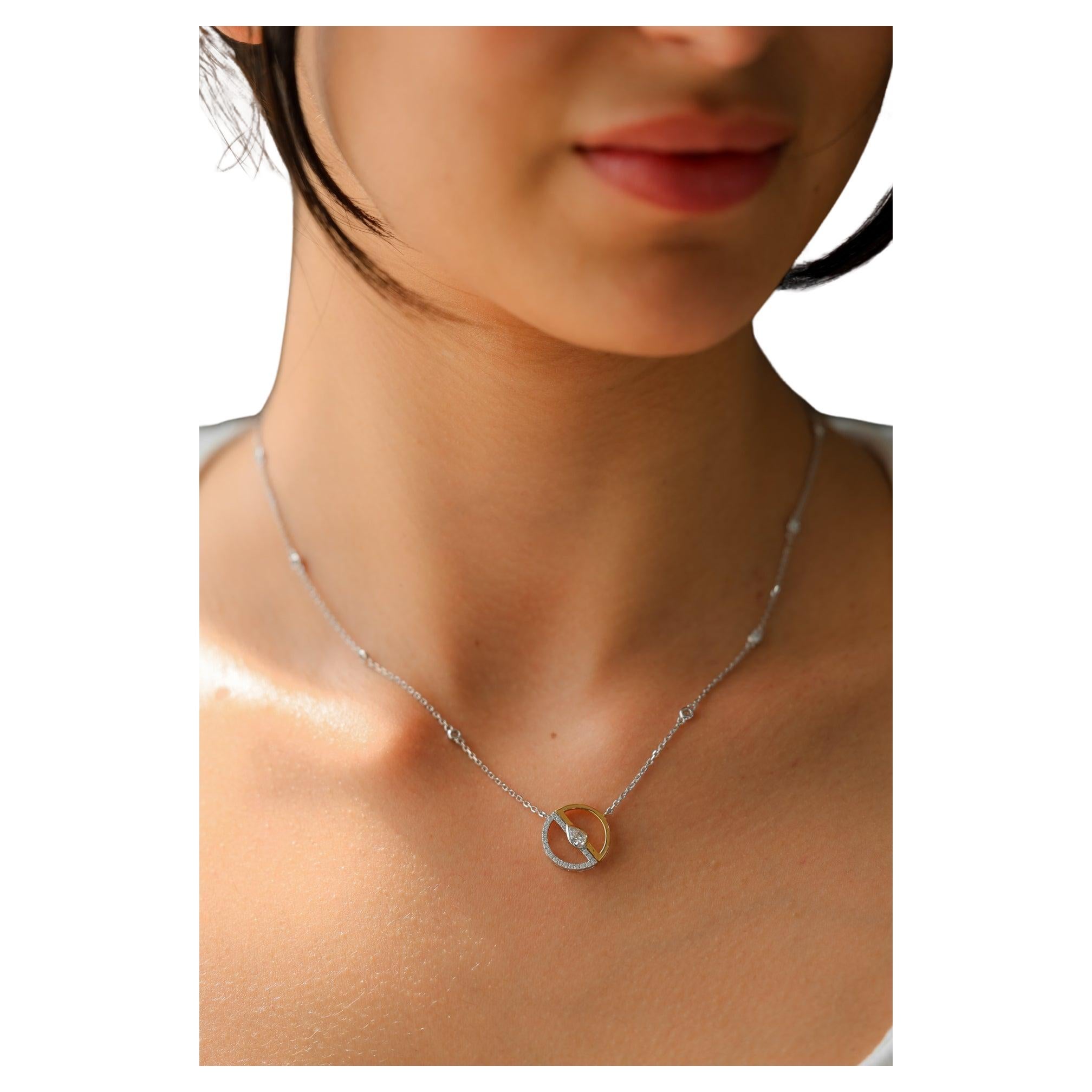 Pendentif circulaire avec diamant rond 0,58 carat