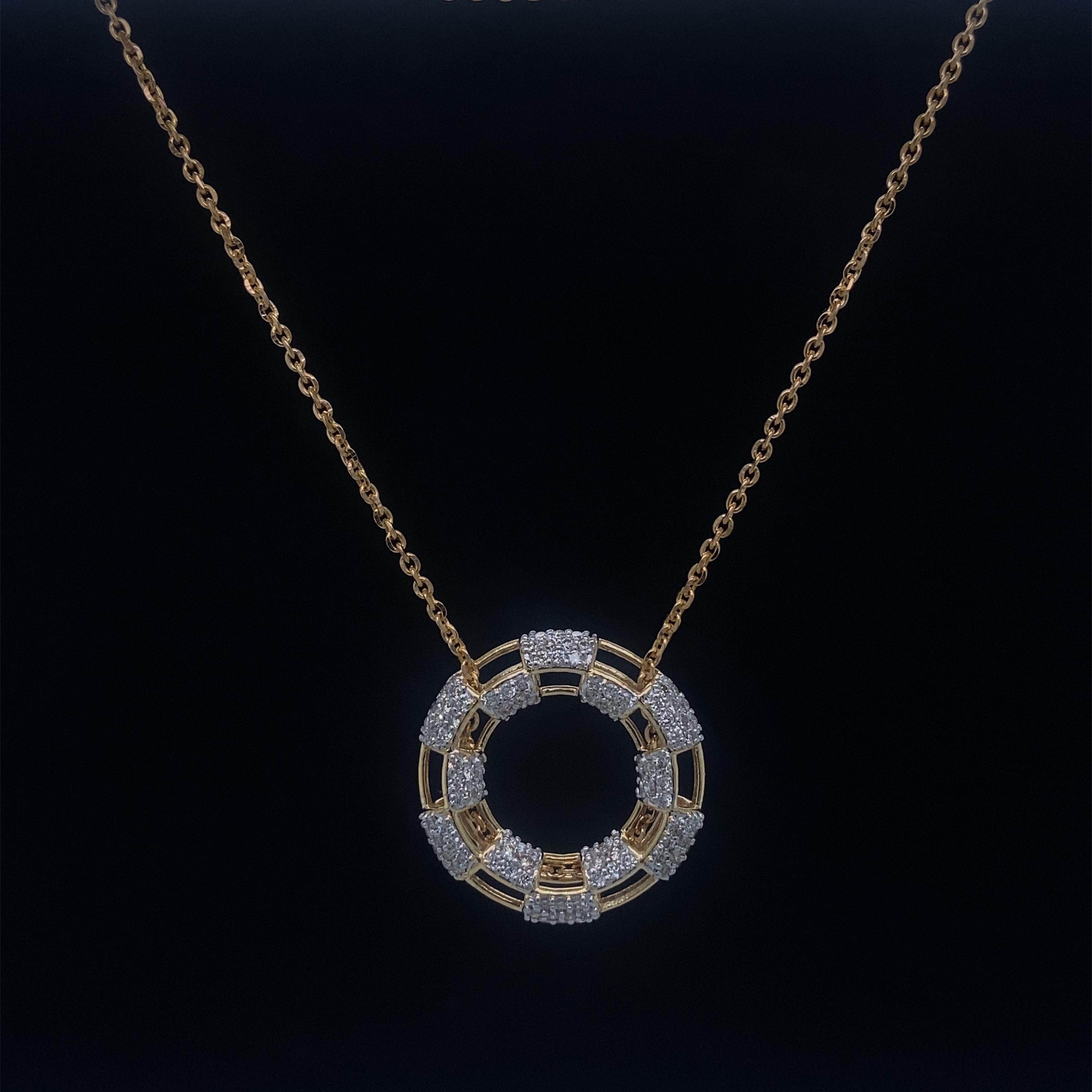 Circle Round Diamonds Pendant Necklace in 18k Solid Gold For Sale 3