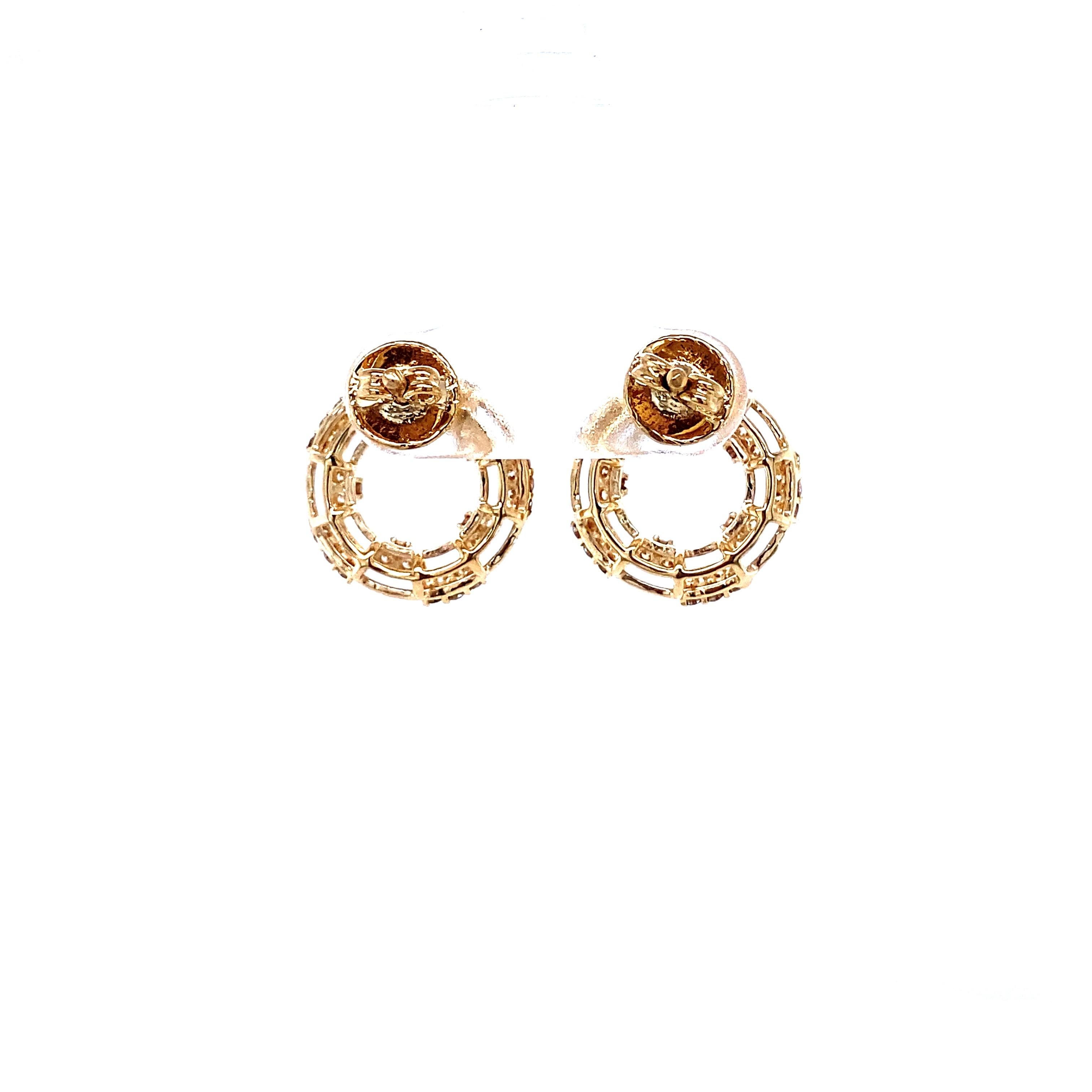 Brilliant Cut Circle Round Diamonds Stud Earrings in 18K Solid Gold For Sale