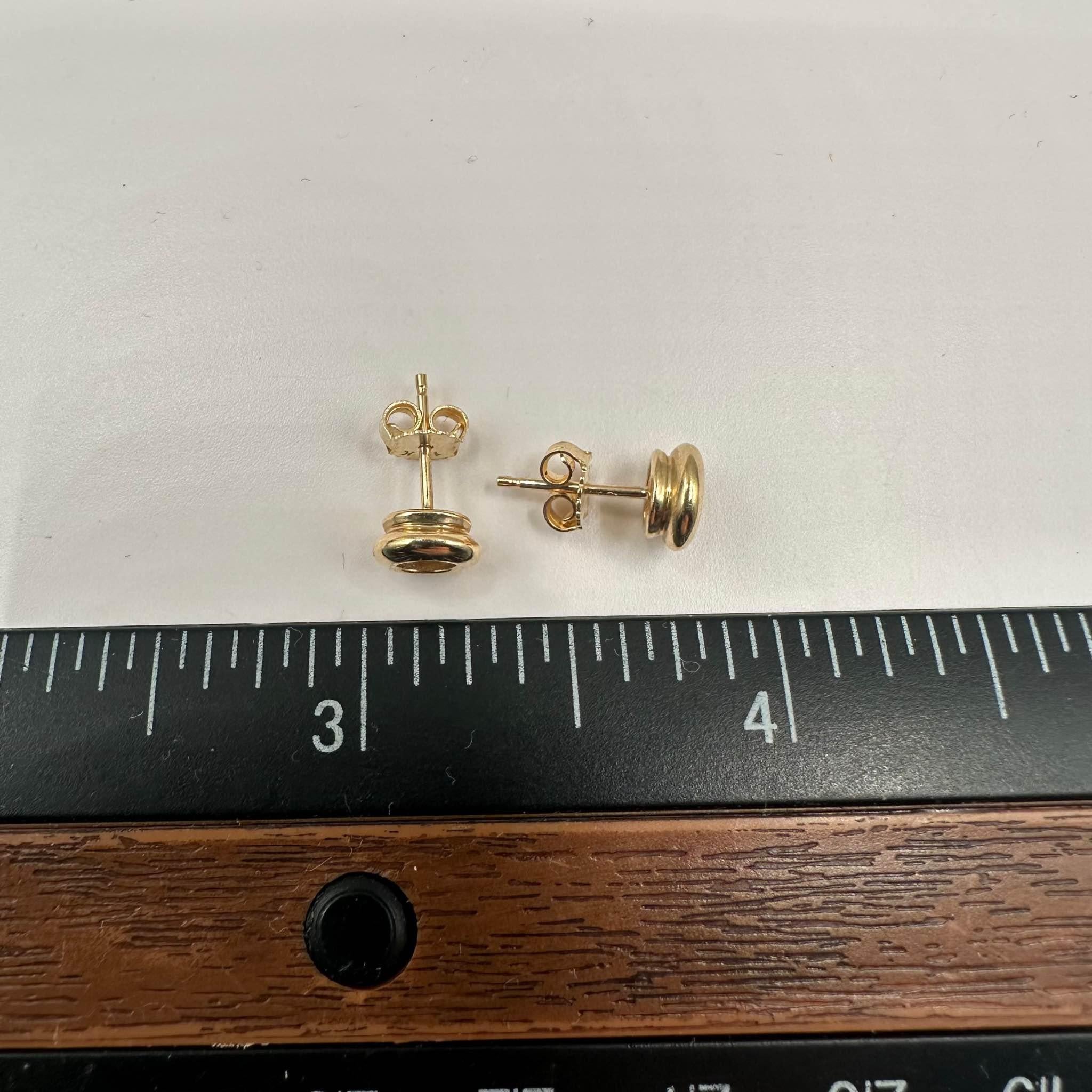 Circle Stud Earrings in 14kt Yellow Gold - 6.7mm, Push Backs, 1.7g For Sale 1