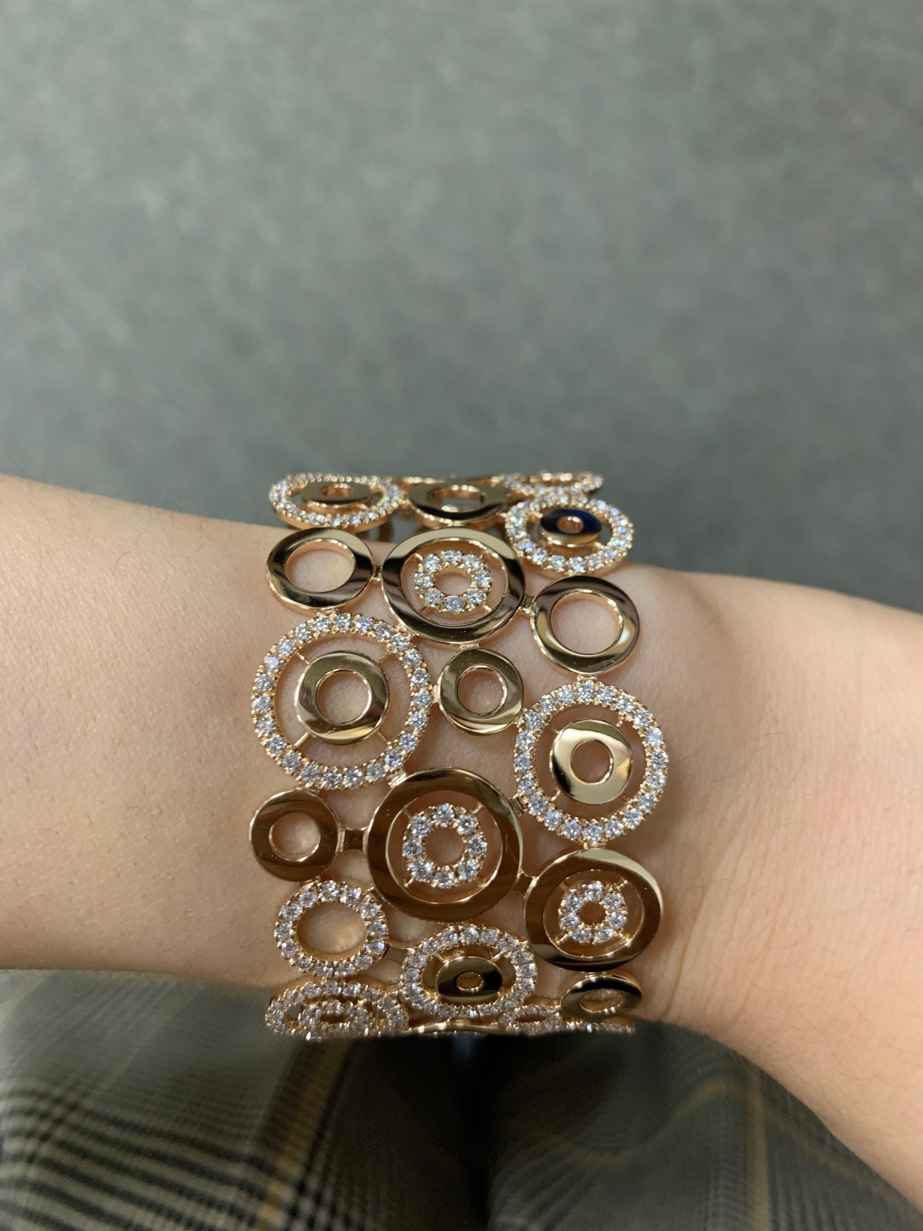 Circles Design Diamond 18 Karat Rose Gold Wide Open Cuff Bracelet In New Condition In Greenwich, CT