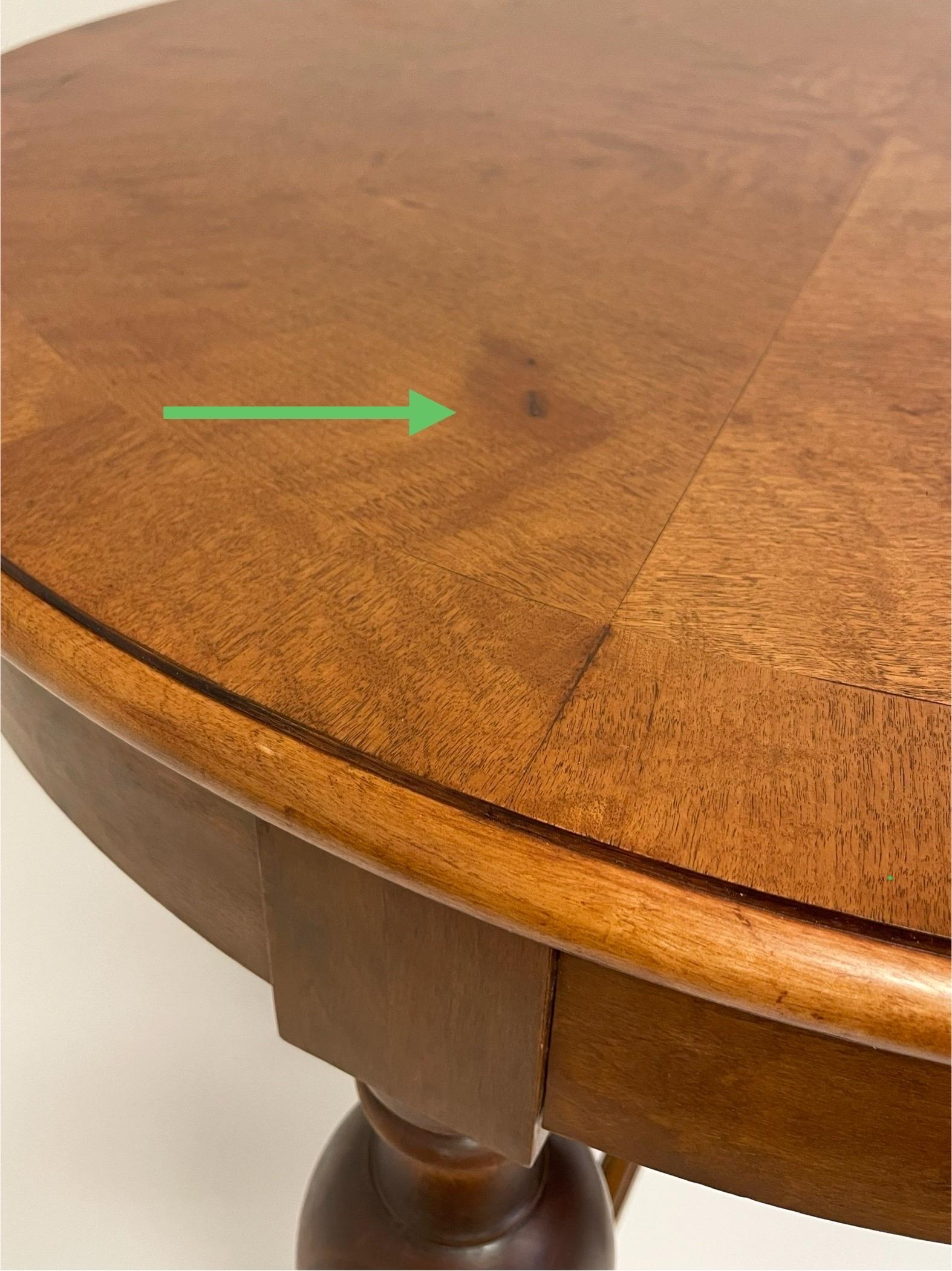 Table circulaire en bouleau teinté suédois des années 1930 par Otto Schulz pour Boet en vente 6