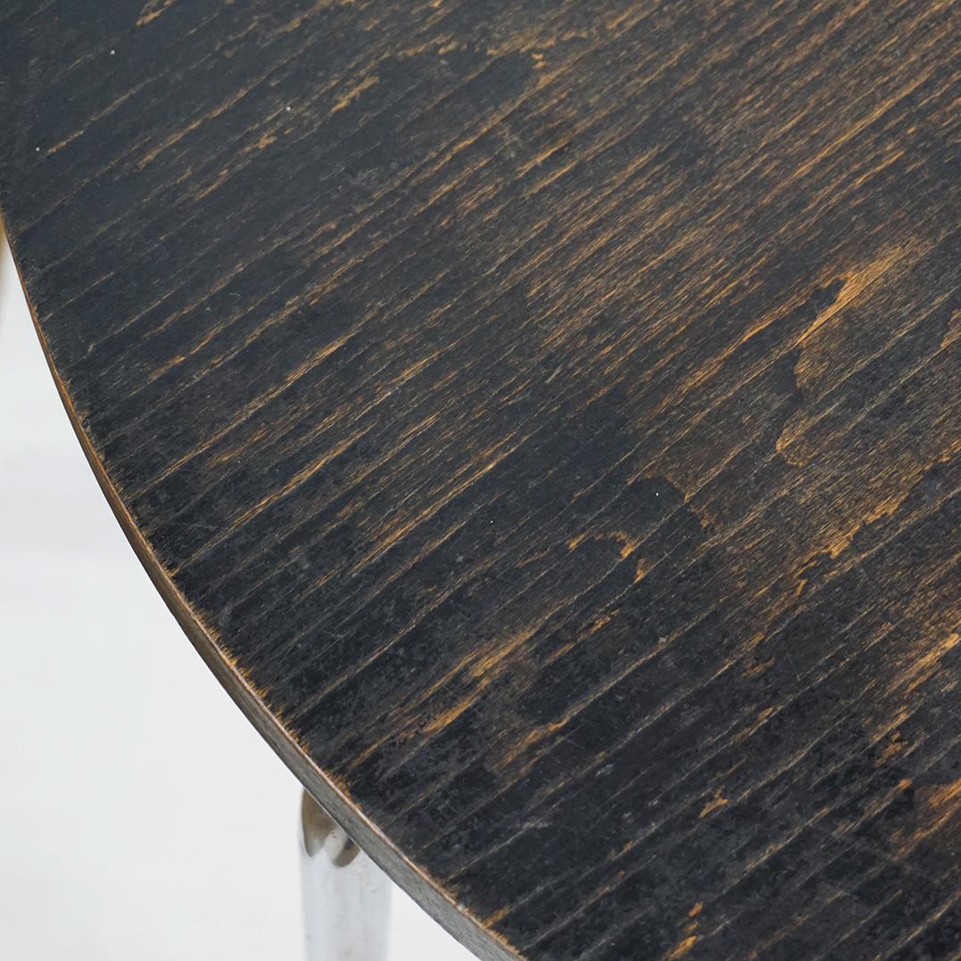 Acier Table basse circulaire Bauhaus en chêne noir et acier tubulaire en vente