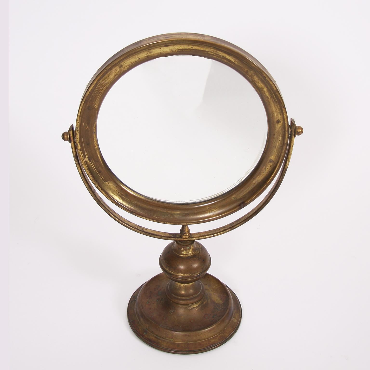Circular Brass Vanity Mirror In Good Condition In London, GB