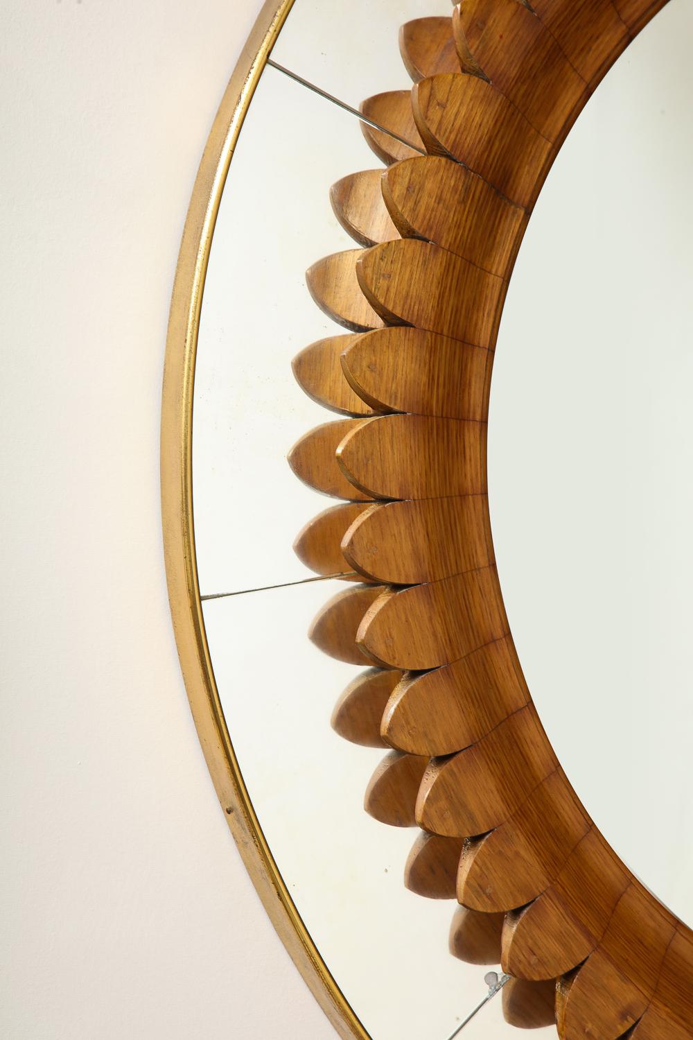 Hand-Crafted Circular Carved Mirror Attributed to Fratelli Marelli for Framar