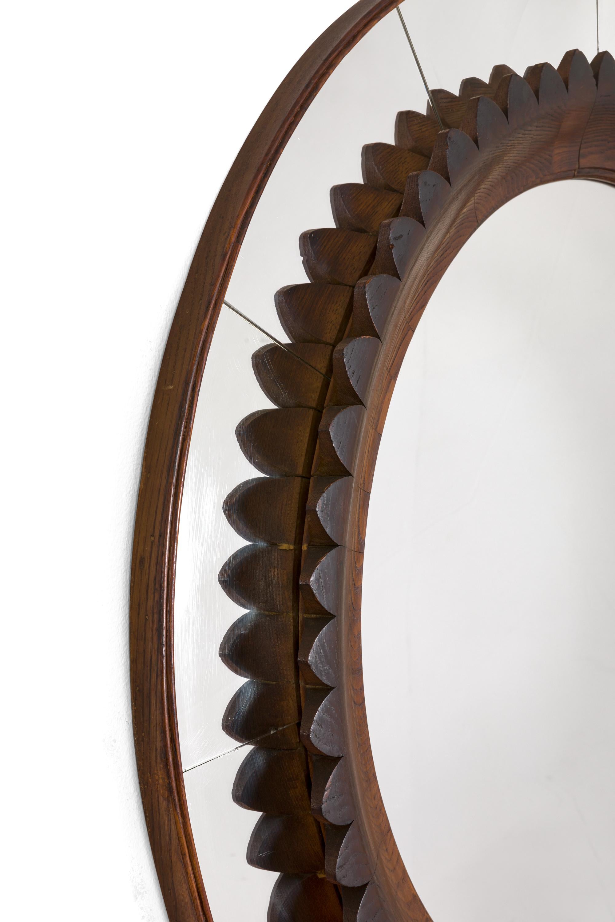 Mid-Century Modern Circular Carved Walnut Wall Mirror by Fratelli Marelli for Framar, Italy 1950s