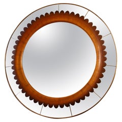 Miroir mural circulaire en noyer sculpté de Fratelli Marelli, Italie, 1950'