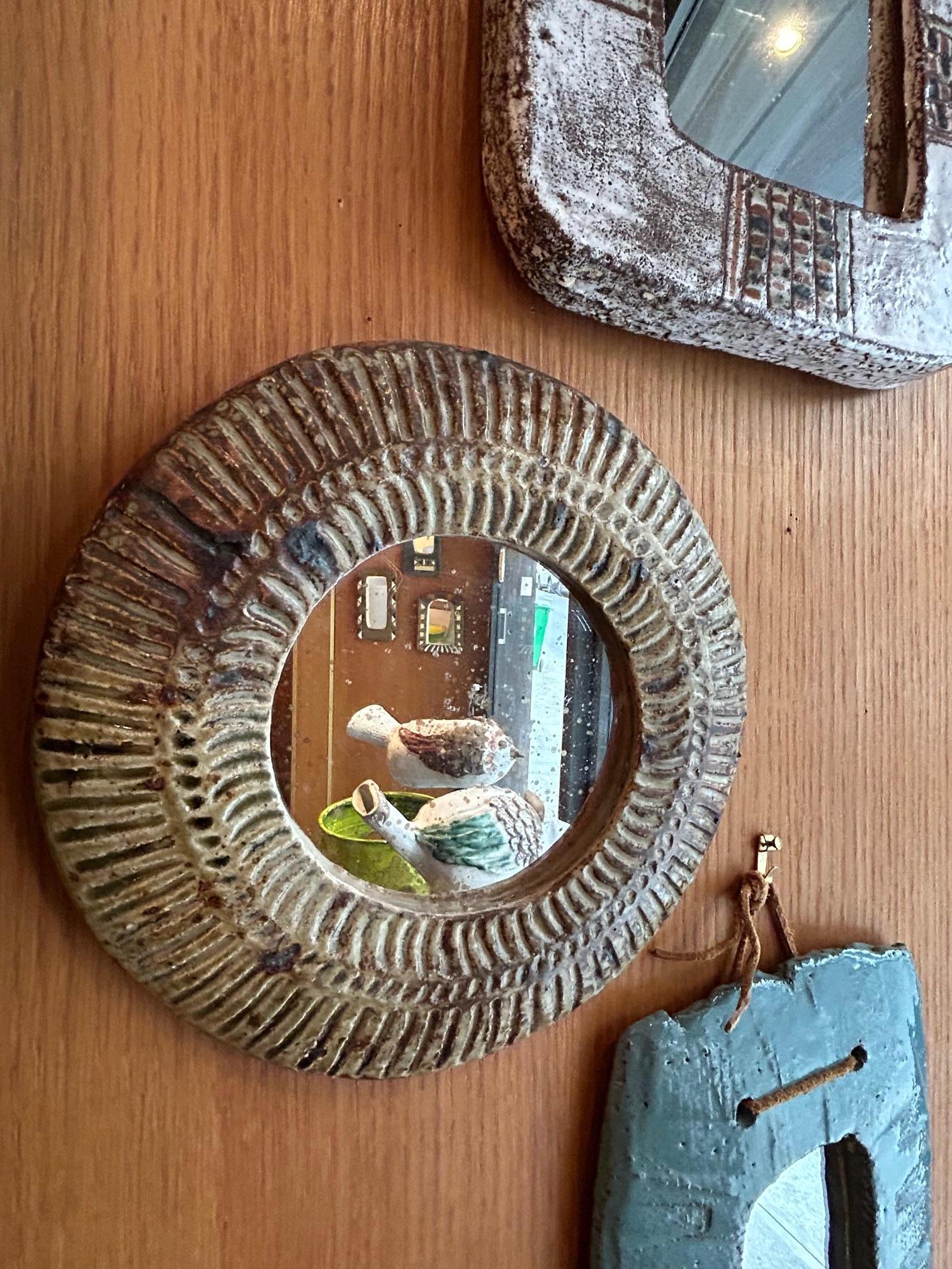Moderne Miroir circulaire de Barbara Delfosse, La Borne, années 1960 en vente