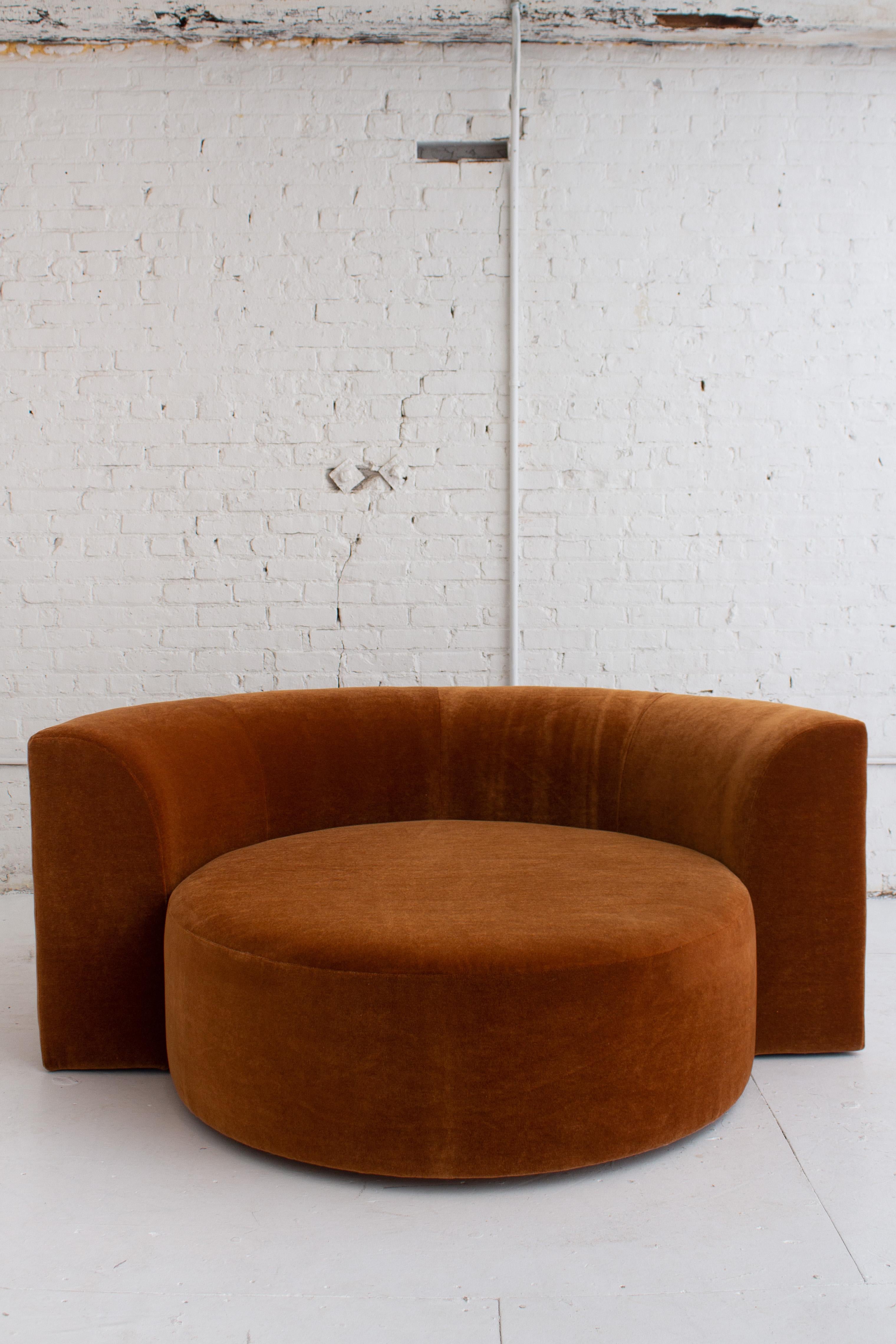 Canadian Circular Chaise Lounge in Mohair by Roger Rougier