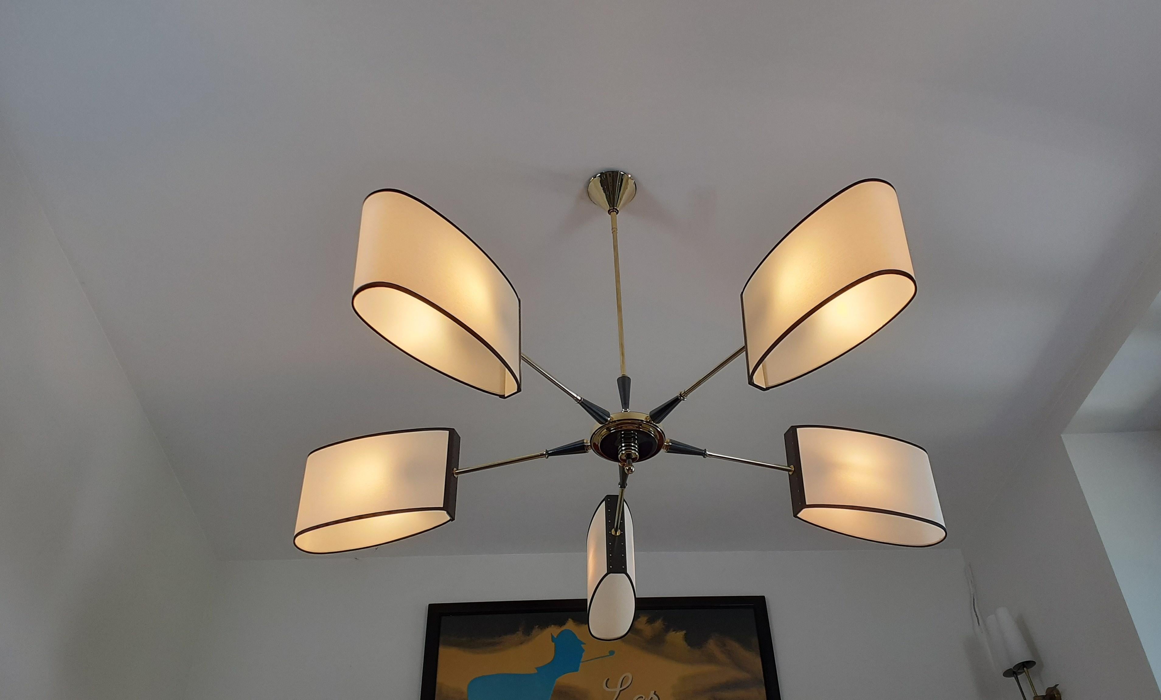 Circular Chandelier 1950 with 5 Arms of Light Maison Lunel In Excellent Condition In Saint-Ouen, FR